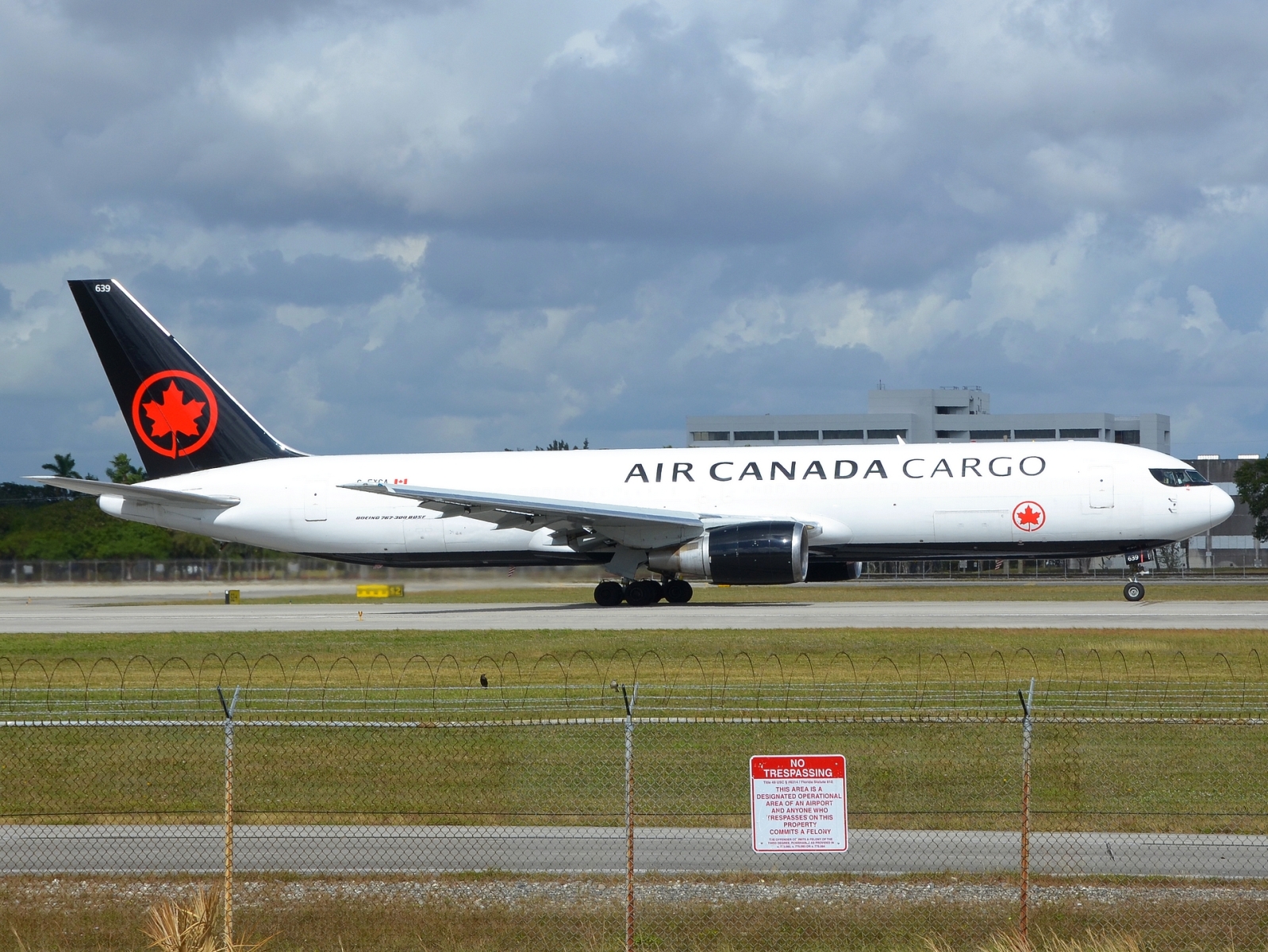 C-FXCA - 767-375(ER) - Air Canada Cargo - MIA - 26-11-2025b