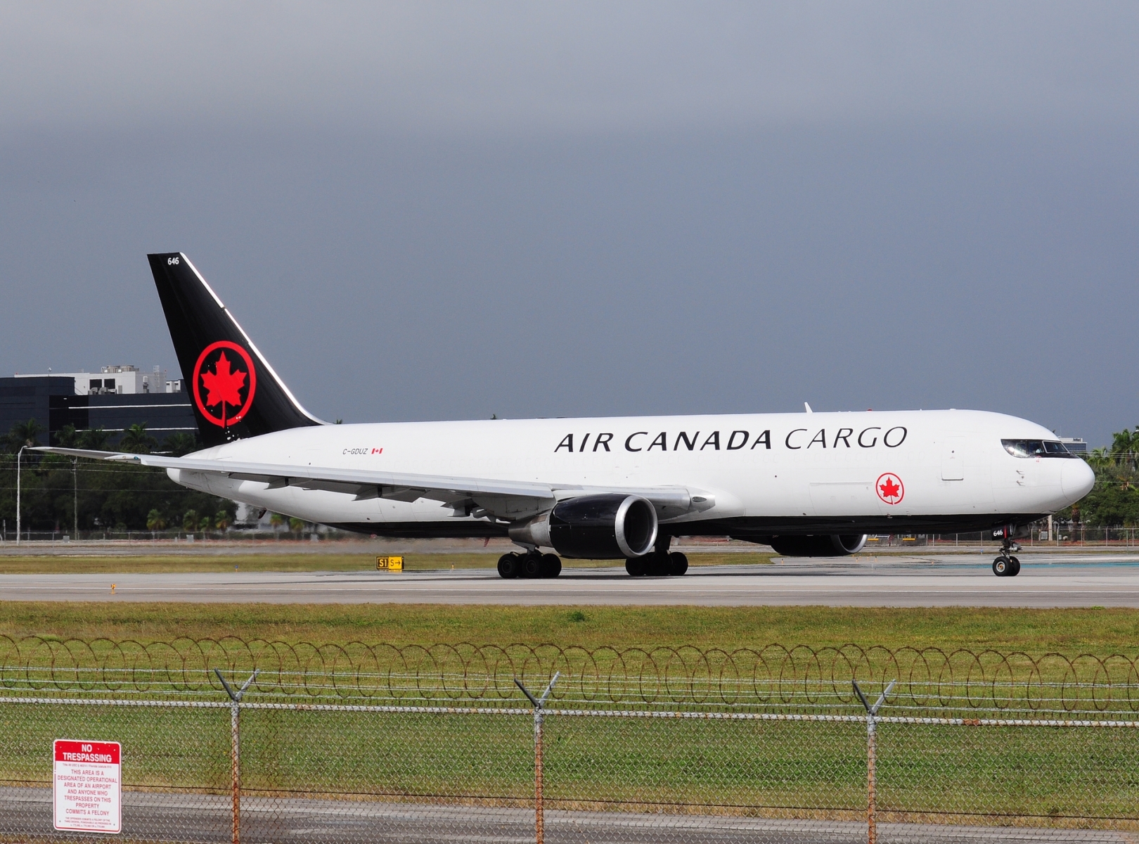 C-GDUZ - 767-38E(ER) - Air Canada Cargo - MIA - 30-11-2025b