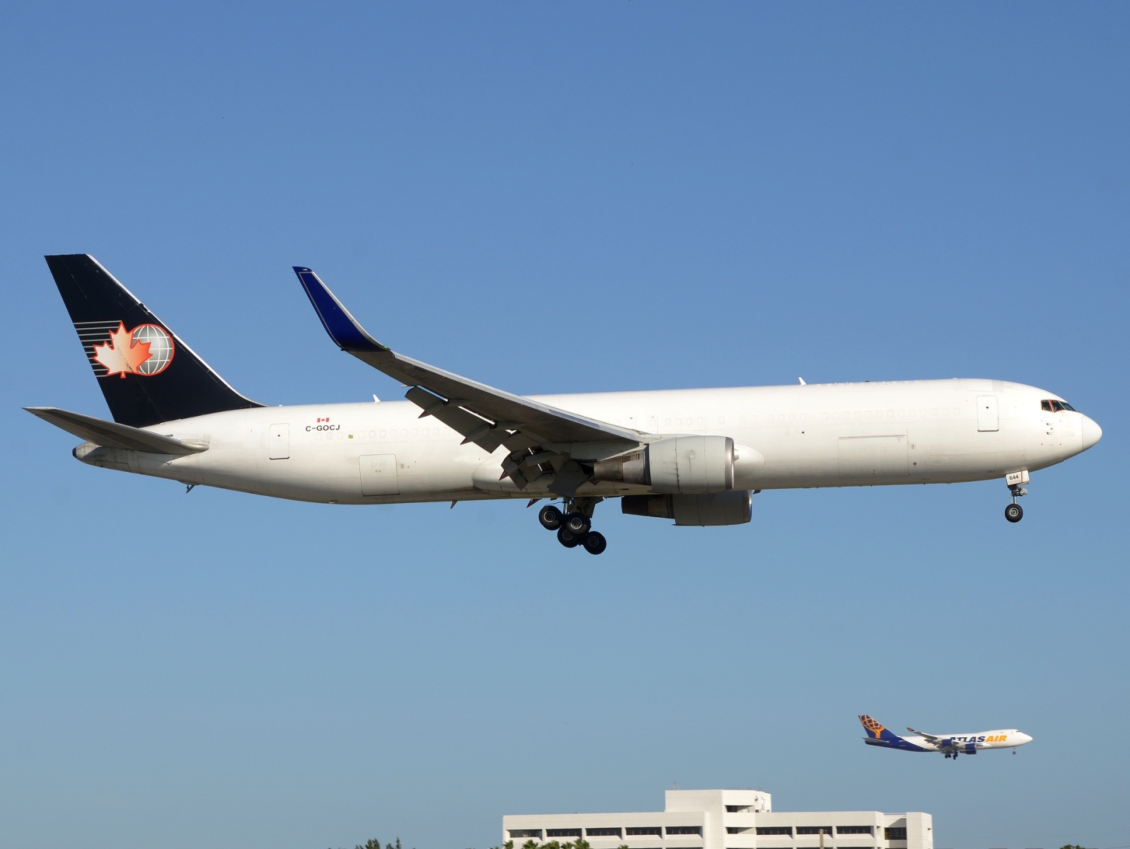 C-GOCJ - 767-316(ER)(WL) - Cargojet Airways - MIA - 29-11-2025