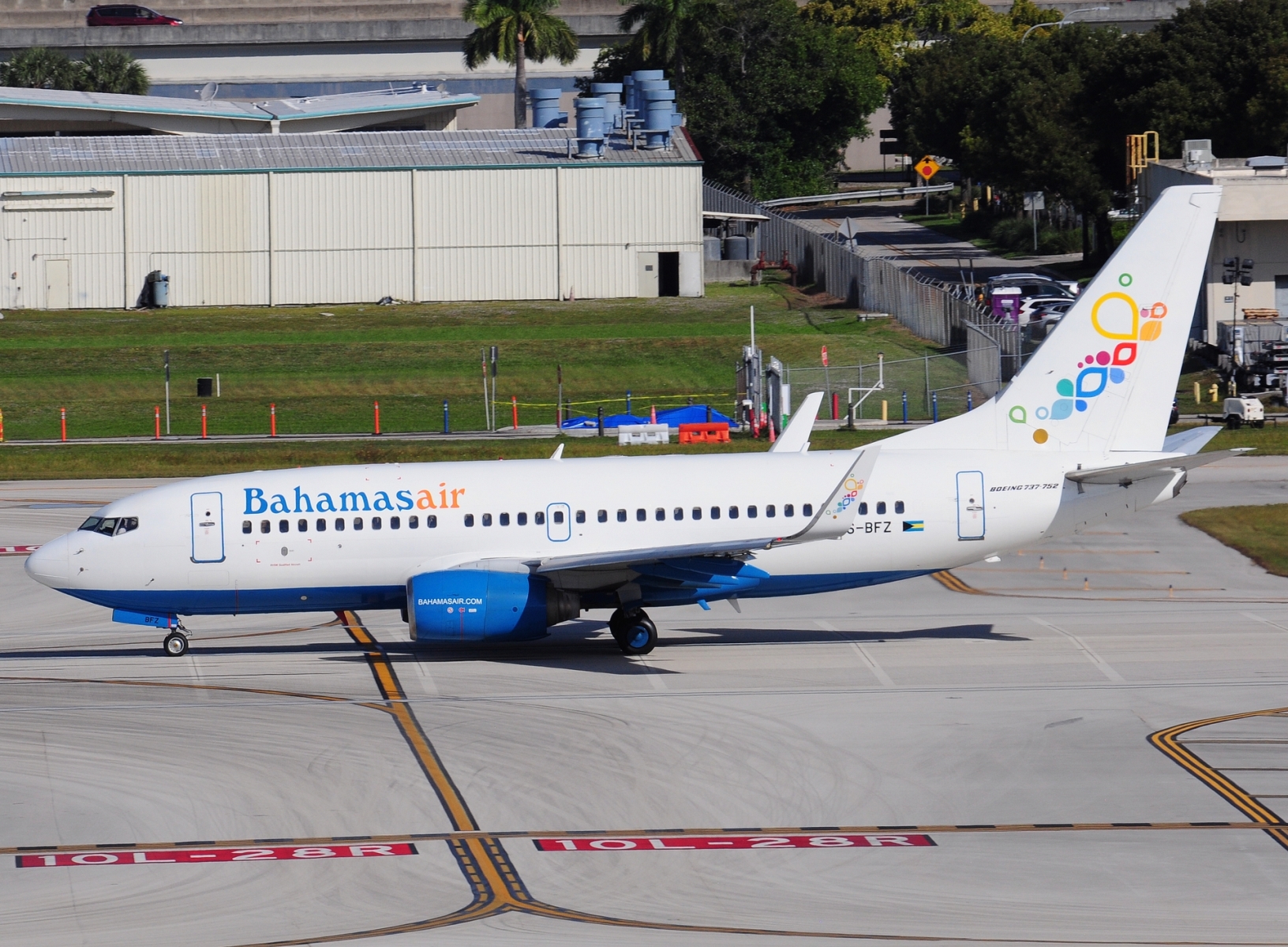 C6-BFZ - 737-752(WL) - Bahamasair - FLL - 27-11-2025