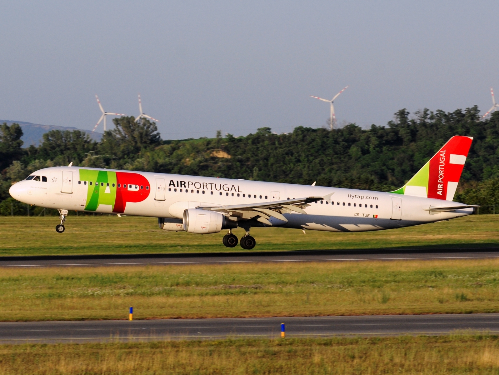 CS-TJE - A321-211 - TAP _ Air Portugal - VIE - 24-06-2025