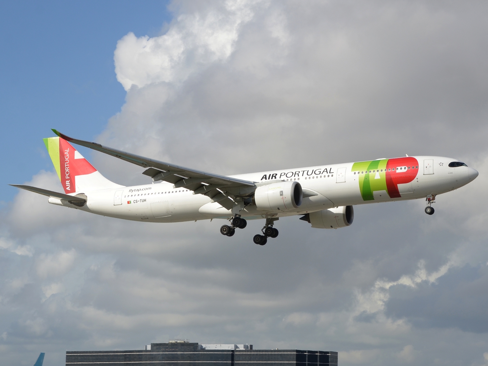CS-TUH - A330-941 - TAP _ Air Portugal - MIA - 26-11-2025