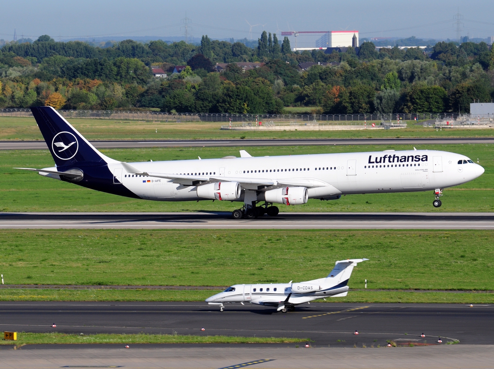 D-AIFE - A340-313 - Lufthansa - DUS - 19-08-2025