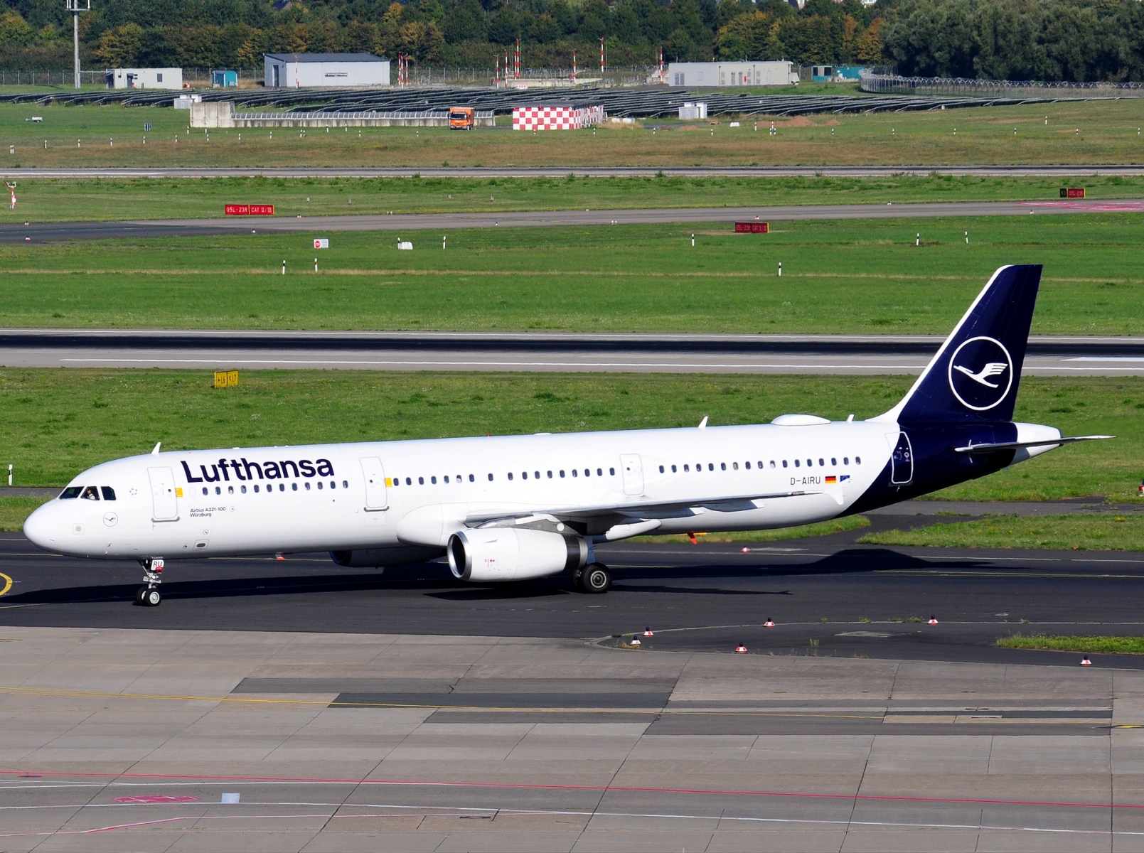 D-AIRU - A321-131 - Lufthansa - DUS - 19-08-2025b
