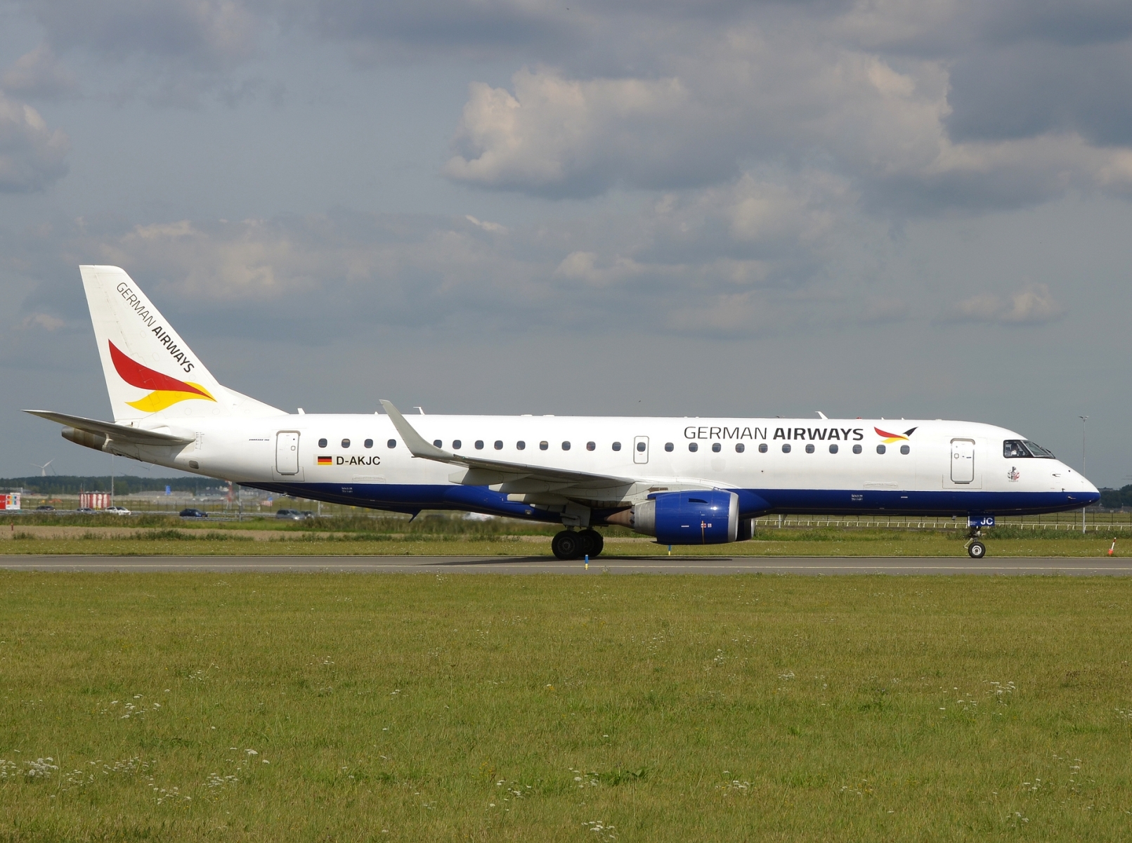 D-AKJC - ERJ-190LR (ERJ-190-100 LR) - German Airways - AMS - 25-08-2025b