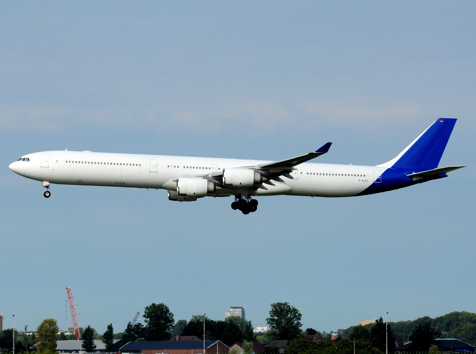 D-AUSZ - A340-642 - USC Universal Sky Carrier - AMS - 25-08-2025