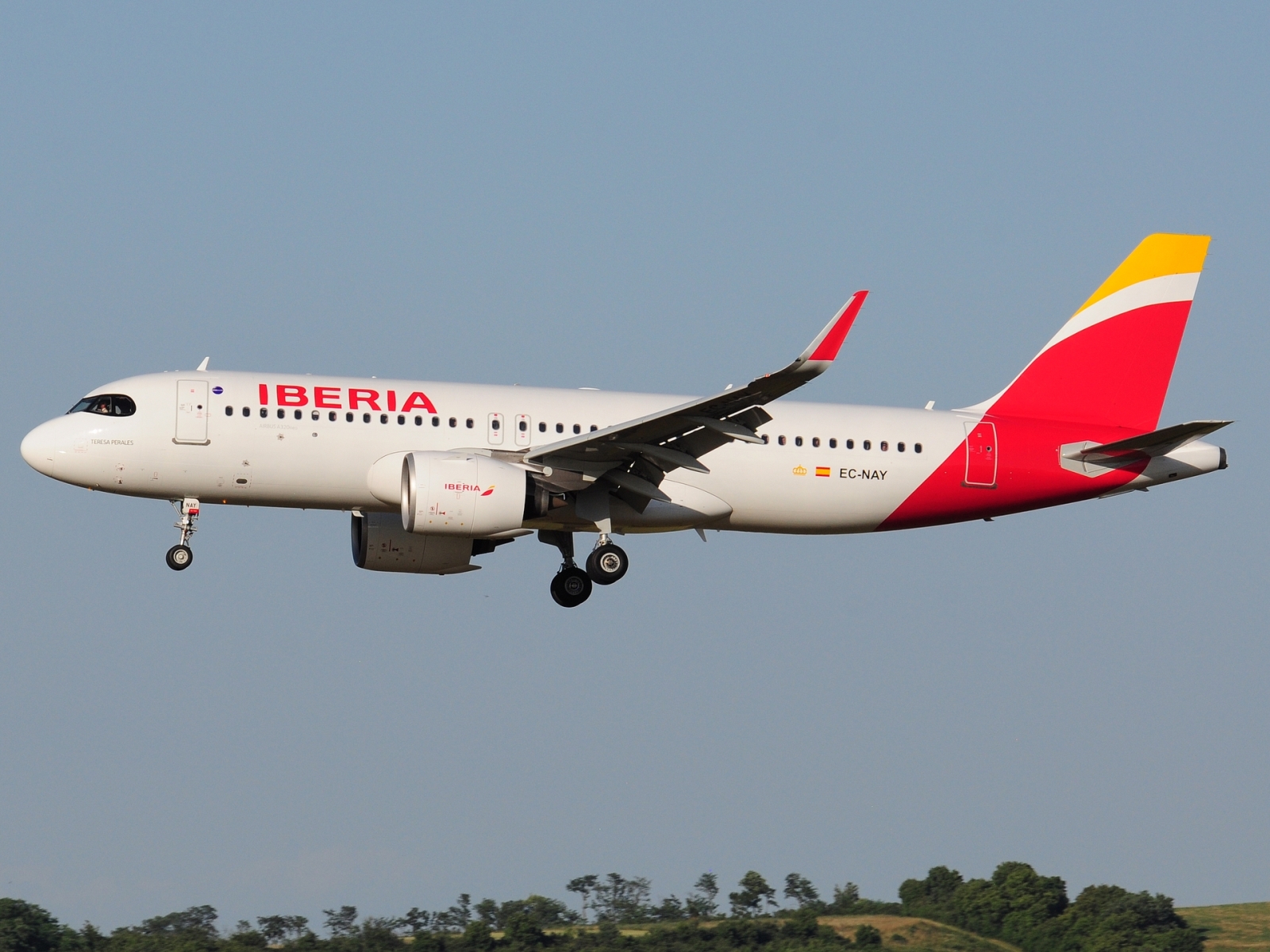EC-NAY - A320-271N(WL) - Iberia - VIE - 25-06-2025