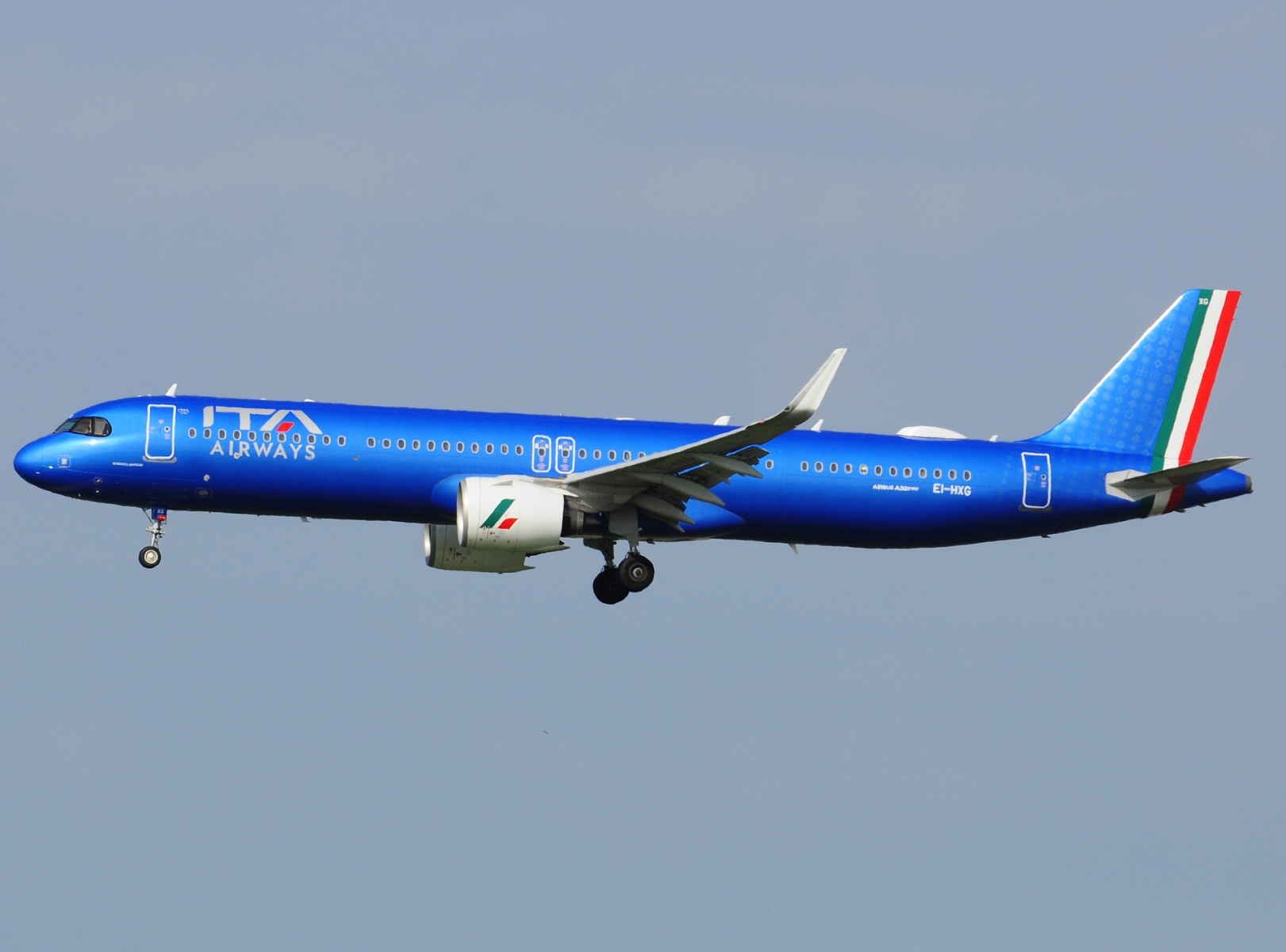 EI-HXG - A321-271NX(WL) - ITA Airways - AMS - 25-08-2025