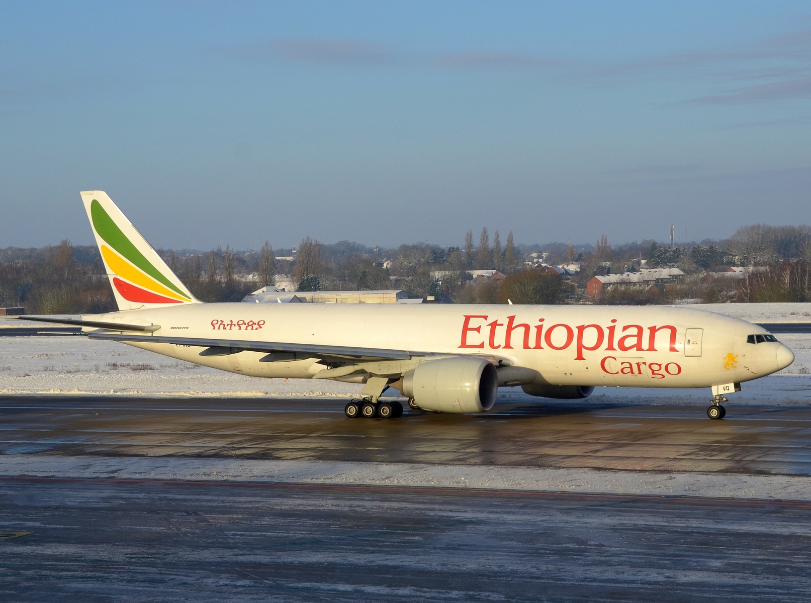 ET-AVQ - B777-FDZ - Ethiopian Airlines Cargo - LGG - 10-01-2025