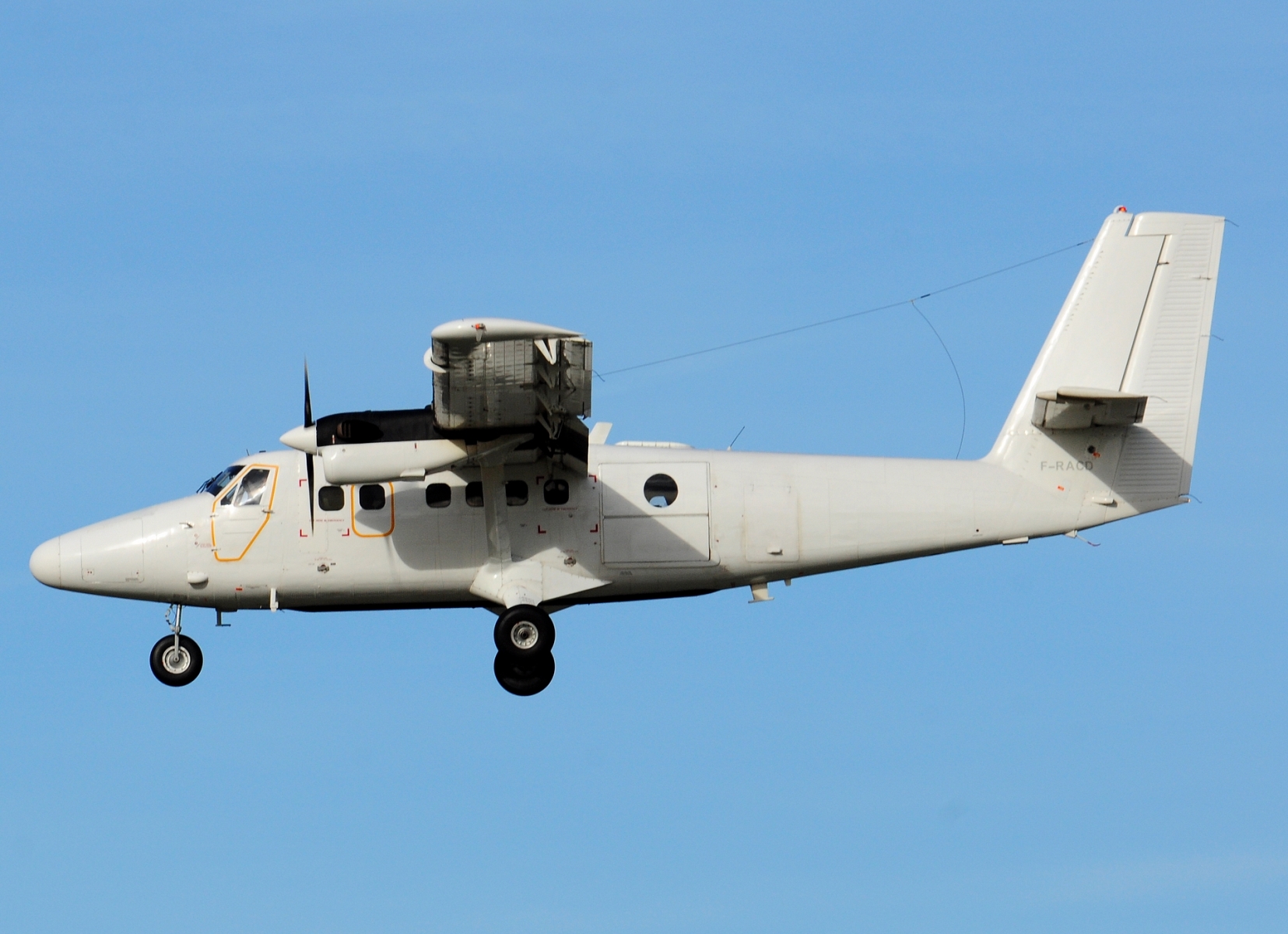 F-RACD - DHC-6-300 - French Air Force - LGG - 04-11-2025