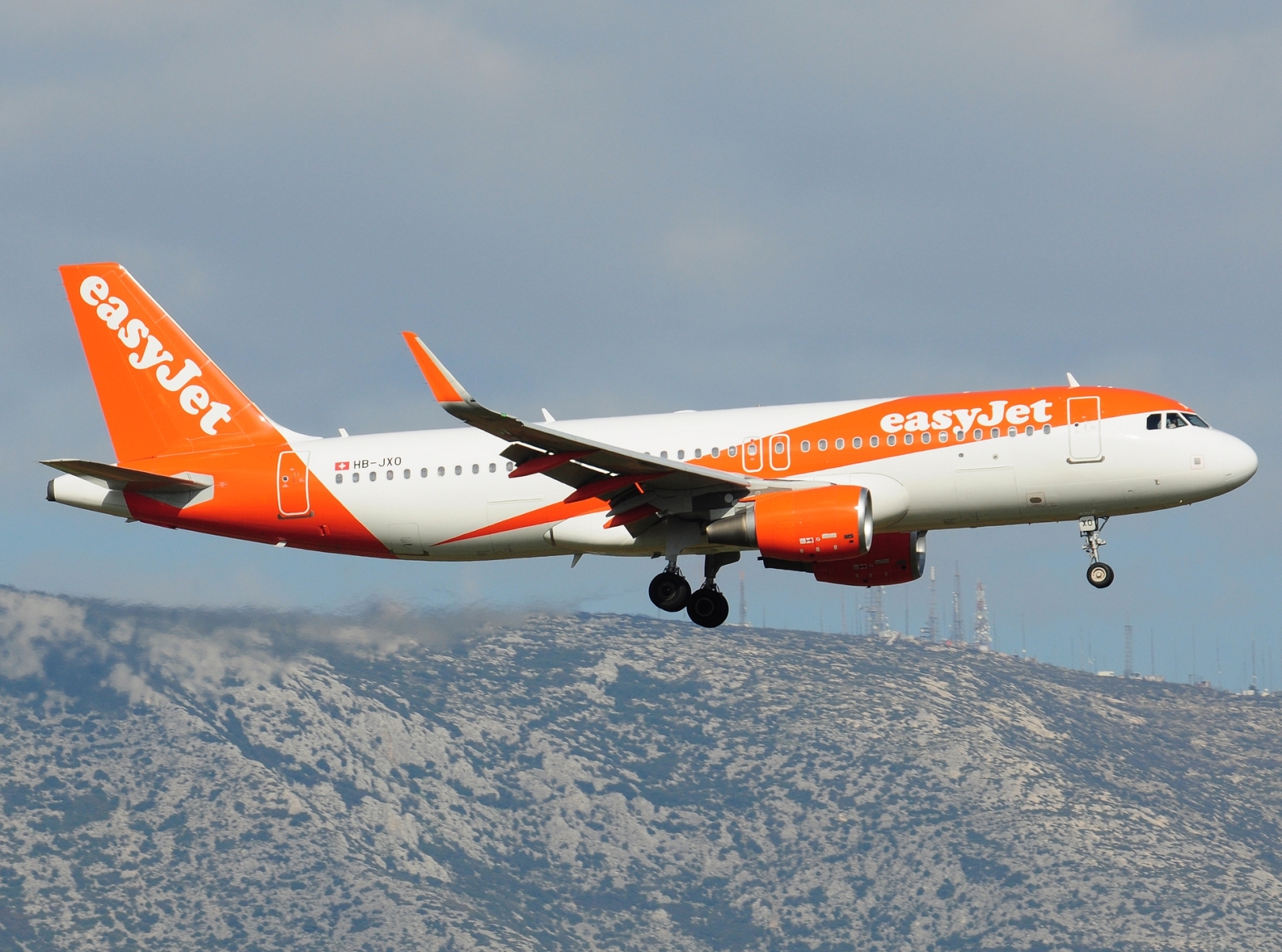 HB-JXO - A320-214(WL) - easyJet Switzerland - ATH - 04-04-2025