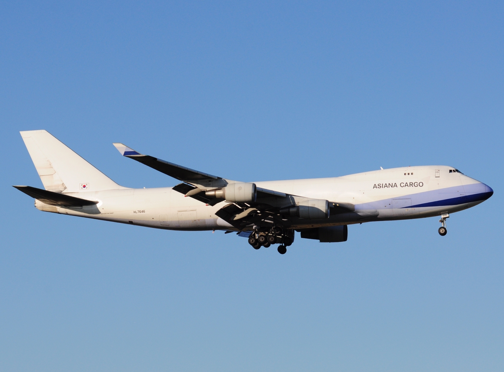 HL7646 - 747-409F - Asiana Airlines - VIE - 25-06-2025