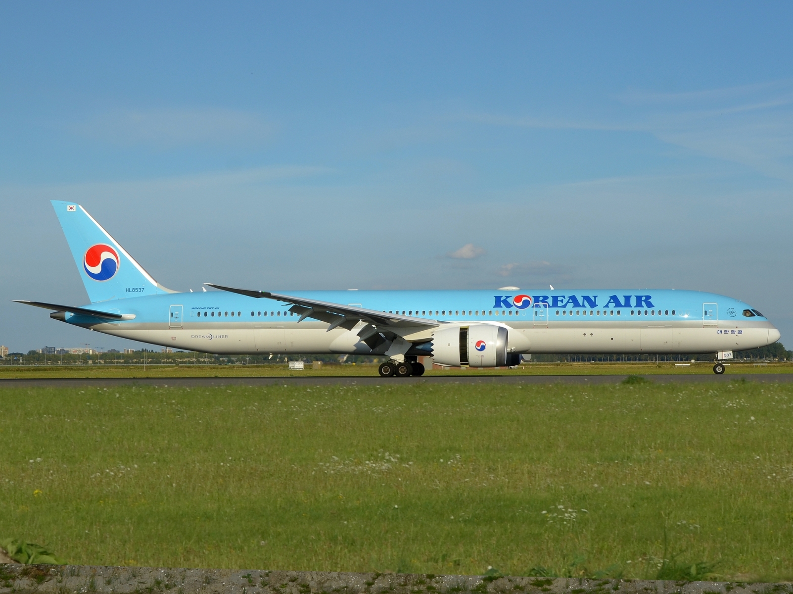HL8537 - 787-10 Dreamliner - Korean Air Lines - AMS - 25-08-2025
