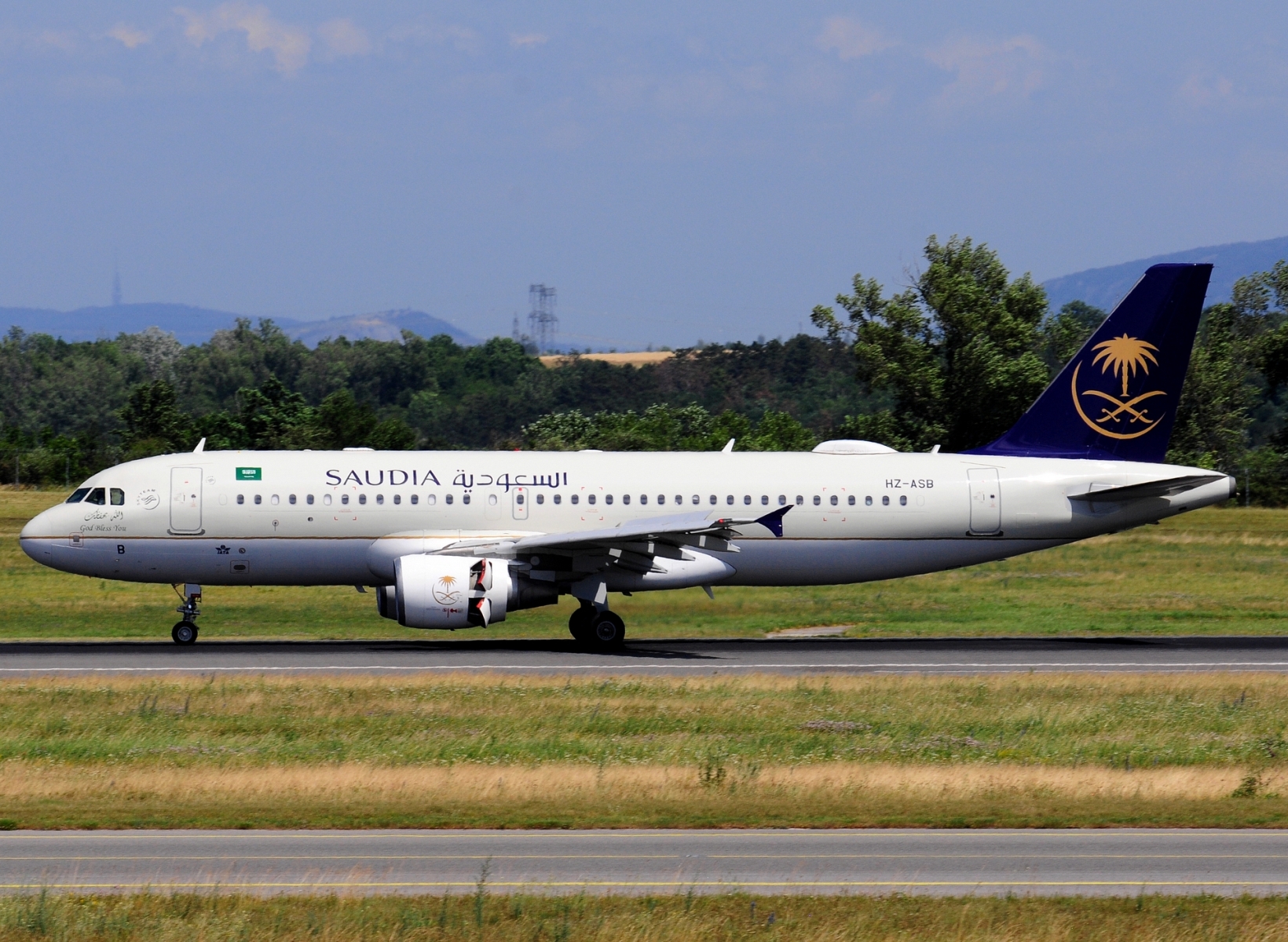 HZ-ASB - A320-214 - Saudi Arabian Airlines - VIE - 24-06-2025
