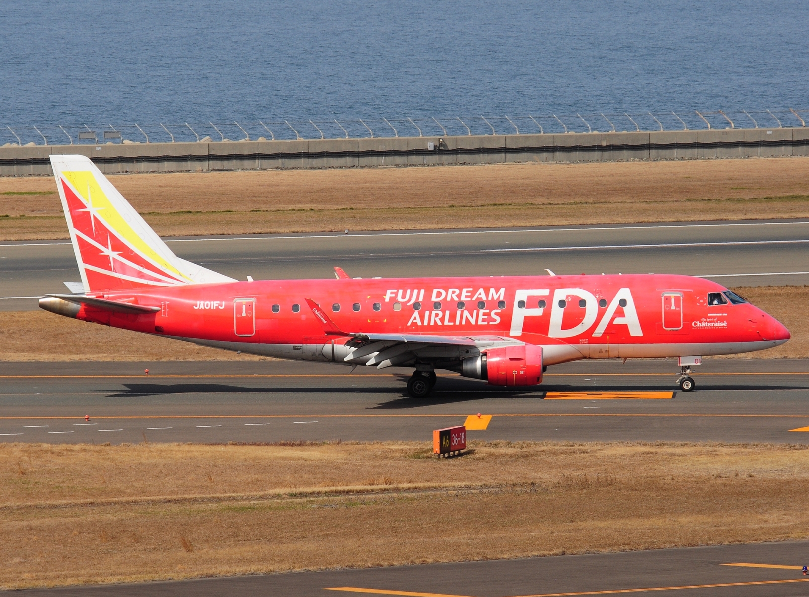 JA01FJ - ERJ-170-STD (ERJ-170-100)  - Fuji Dream Airlines - NGO - 18-03-2025
