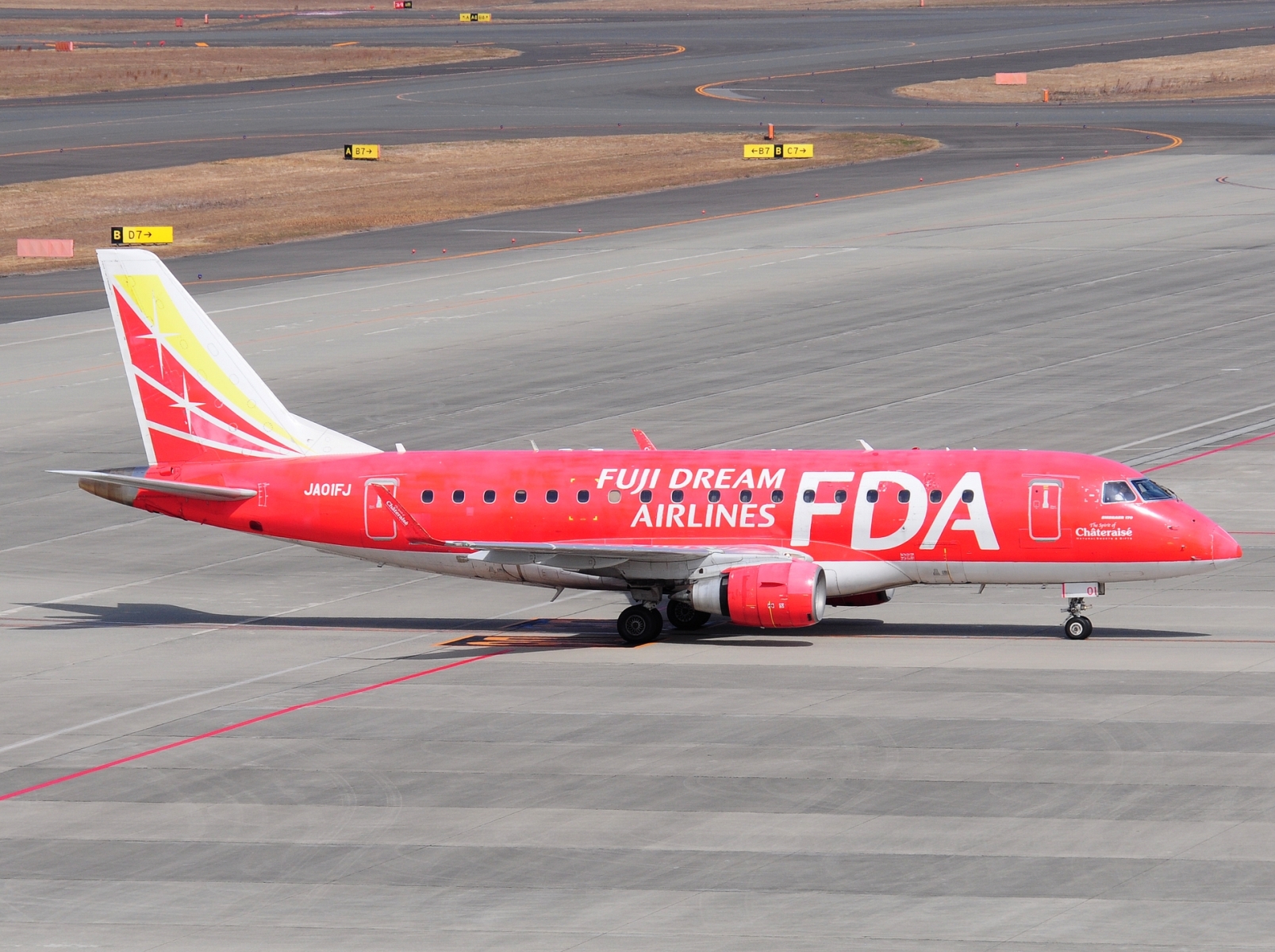 JA01FJ - ERJ-170-STD (ERJ-170-100)  - Fuji Dream Airlines - NGO - 18-03-2025b