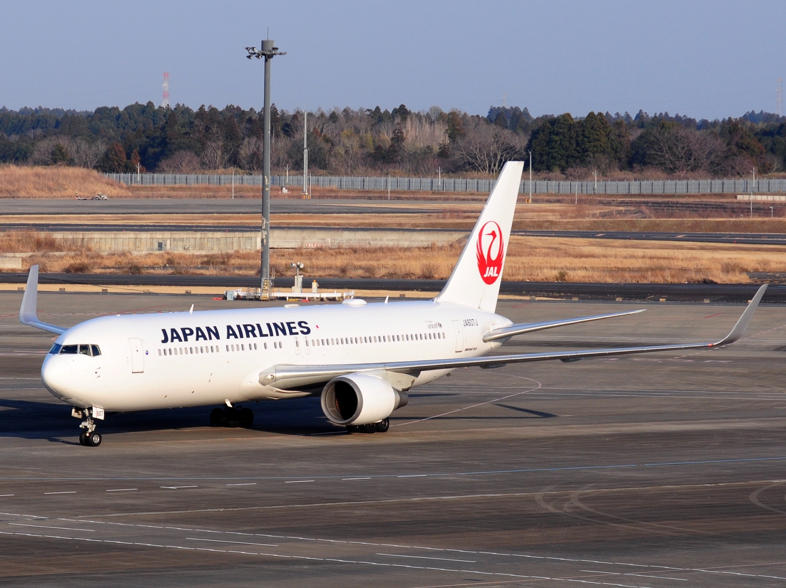JA607J - 767-346(ER) - Japan Airlines - NRT - 21-03-2025b