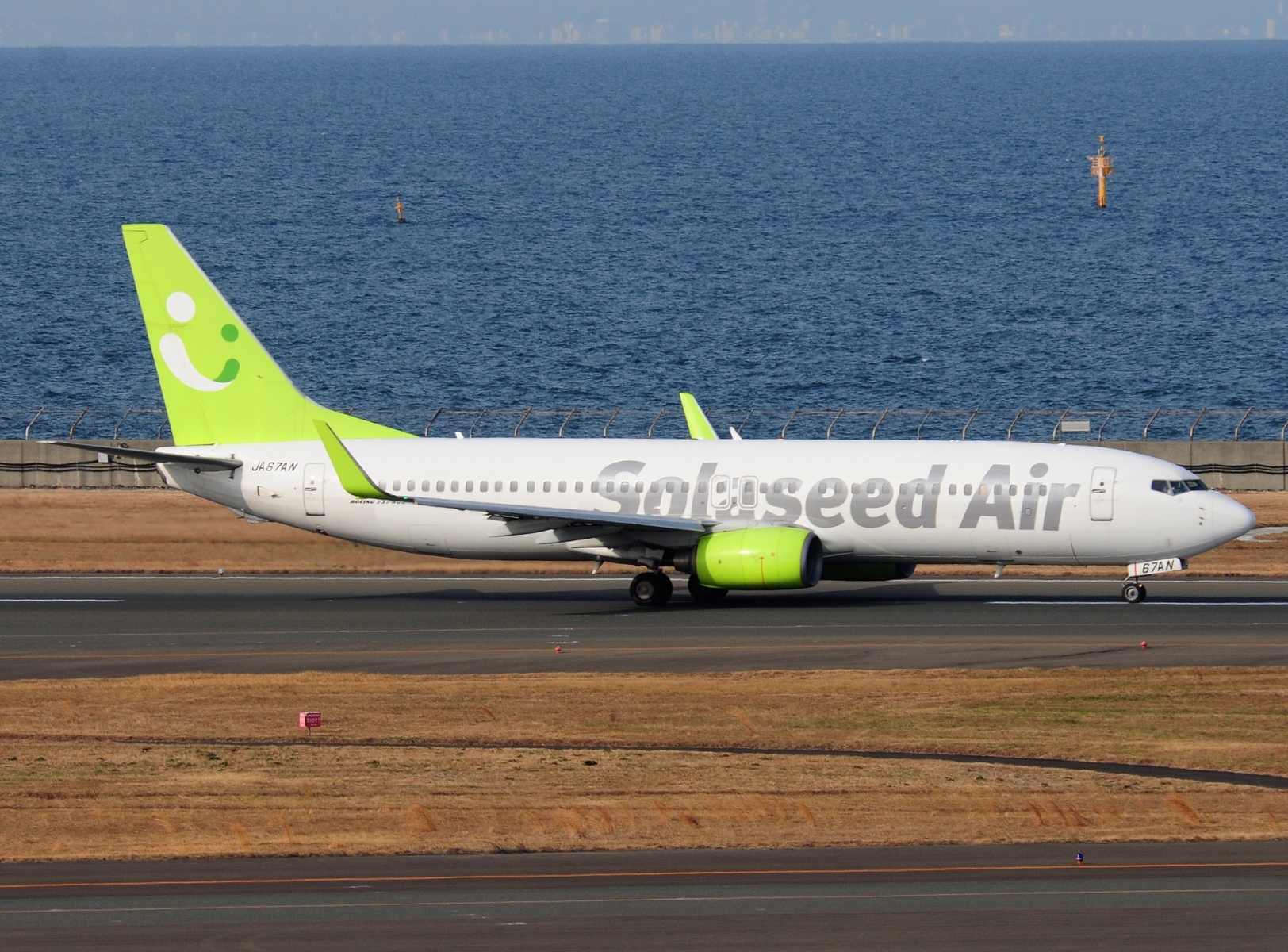 JA67AN - 737-881(WL) - Solaseed Air - NGO - 18-03-2025