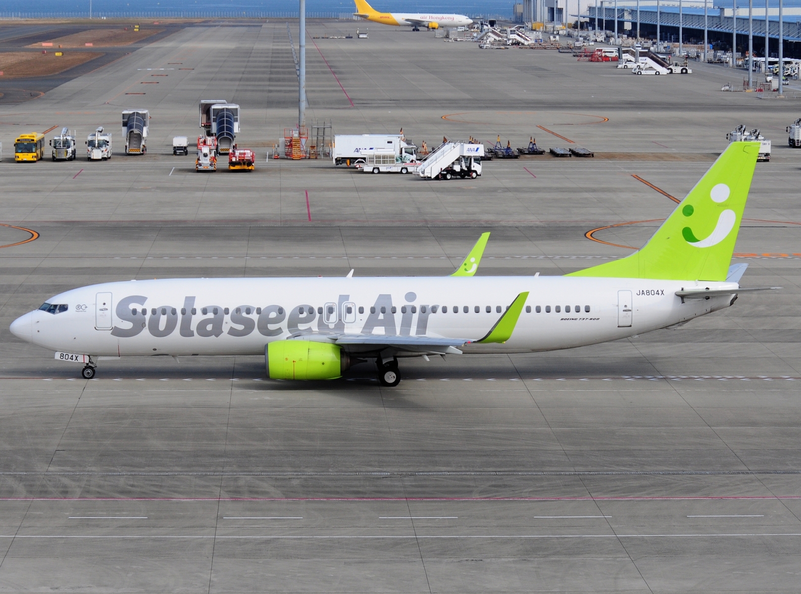 JA804X - 737-86N(W) - Solaseed Air - NGO - 18-03-2025b