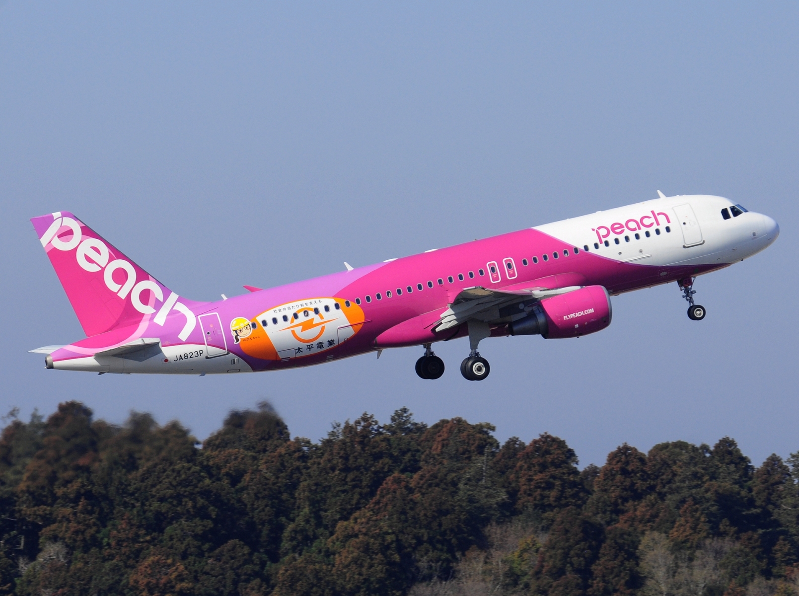 JA823P - A320-214 - Peach - NRT - 21-03-2025