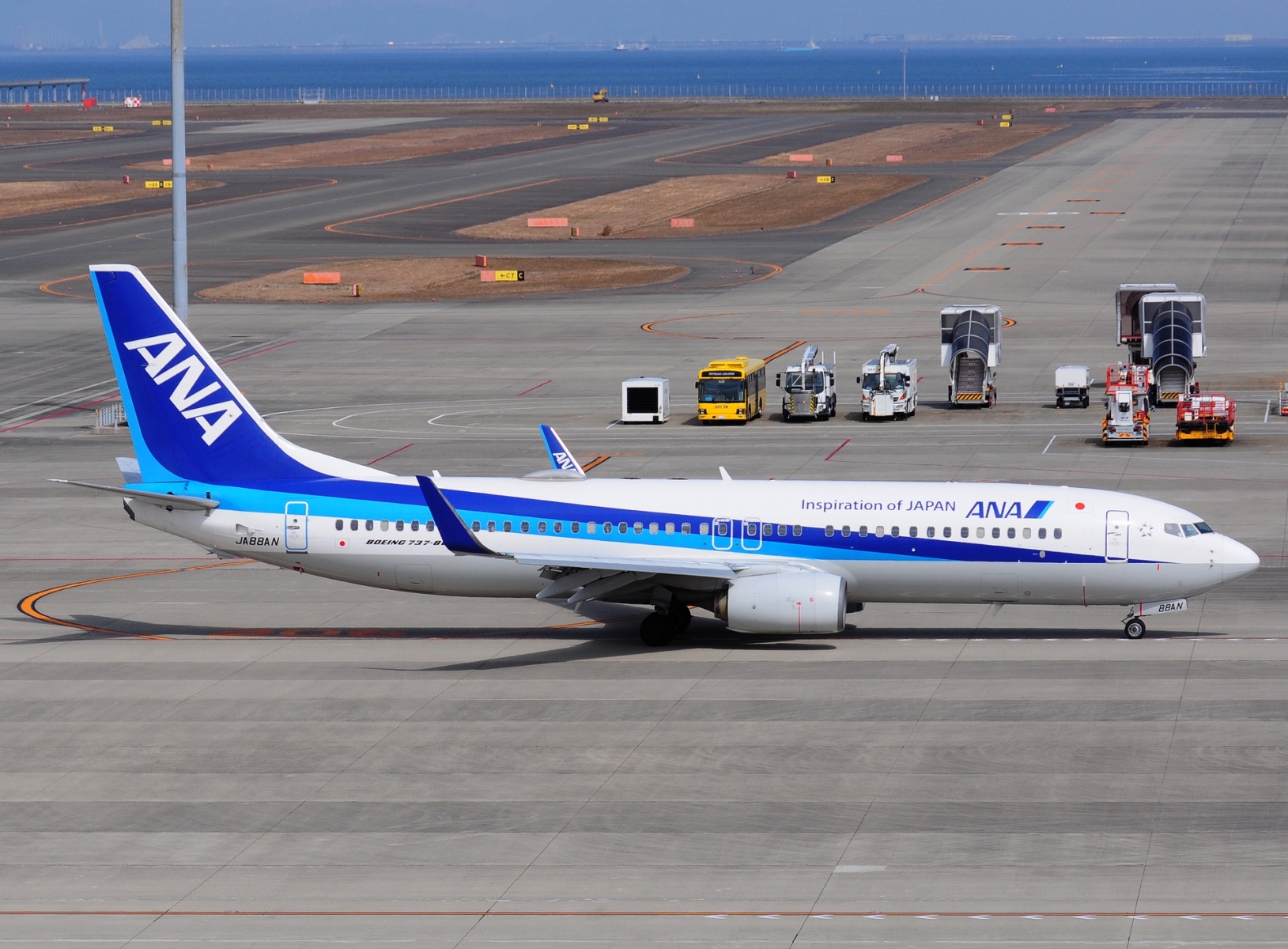 JA88AN - 737-8AL(WL) - ANA All Nippon Airways - NGO - 18-03-2025
