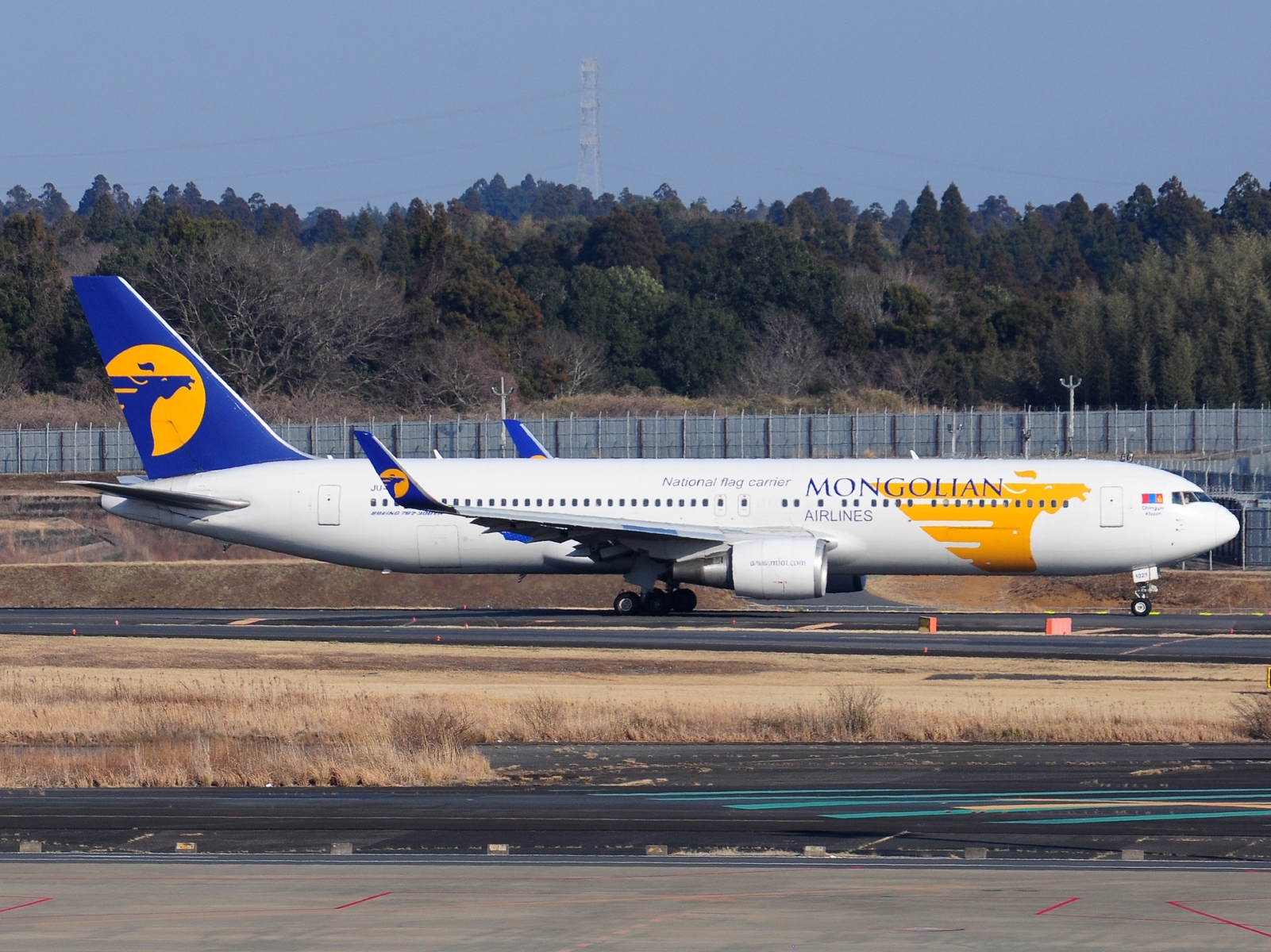 JU-1021 - 767-34G(ER)(WL) - MIAT _ Mongolian Airlines - NRT - 21-03-2025b
