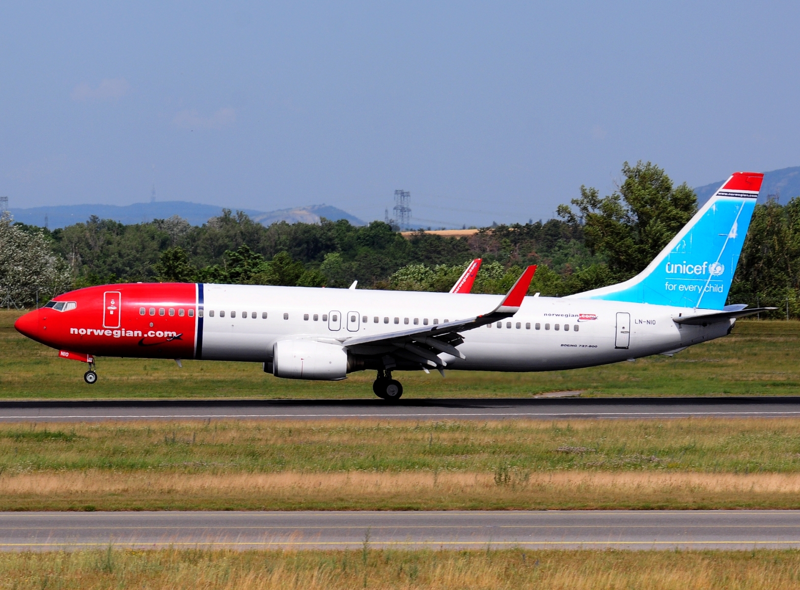 LN-NIO - 737-81M(WL) - Norwegian Air Shuttle - VIE - 24-06-2025