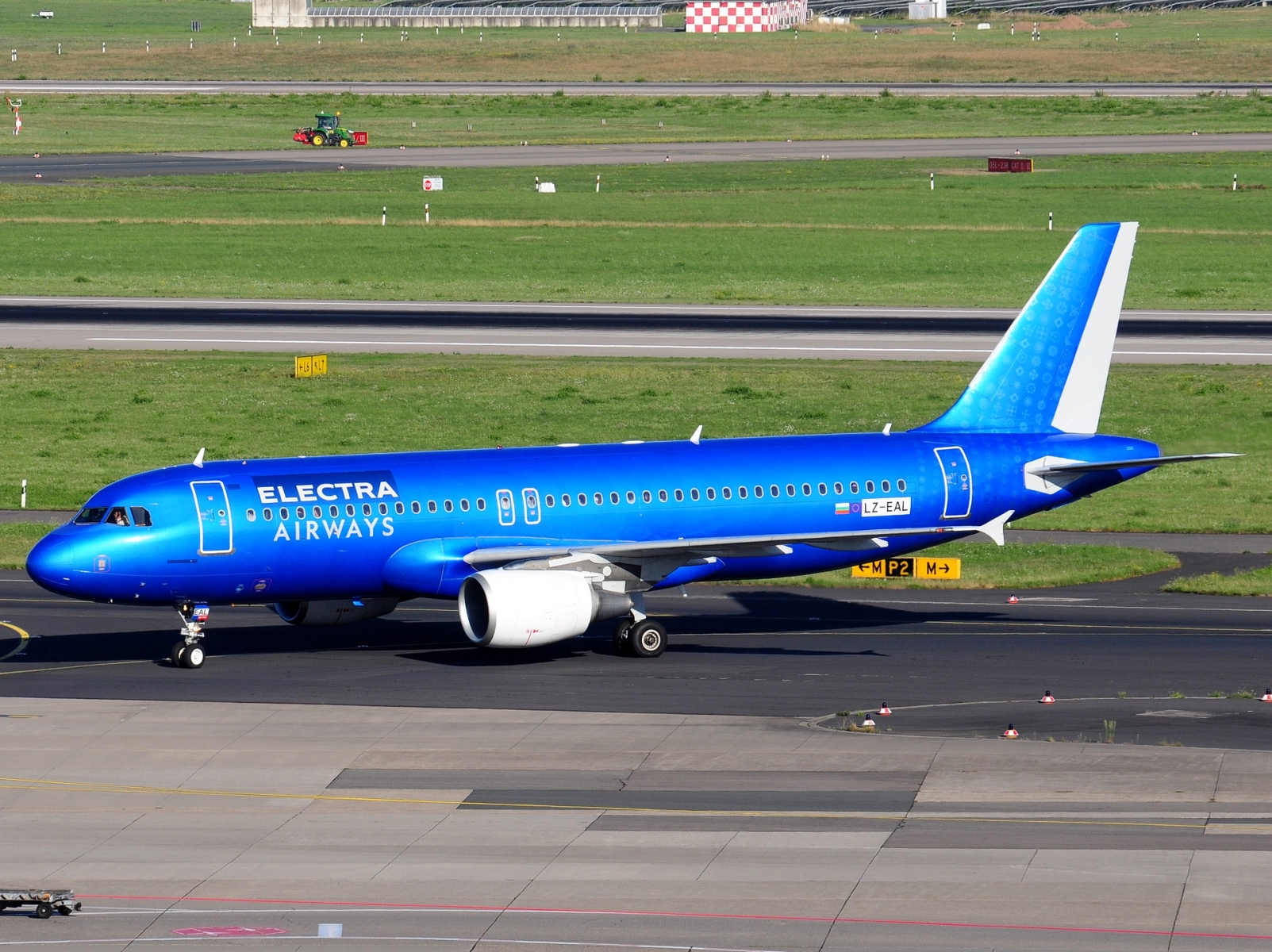 LZ-EAL - A320-214 - Electra Airways - DUS - 19-08-2025c