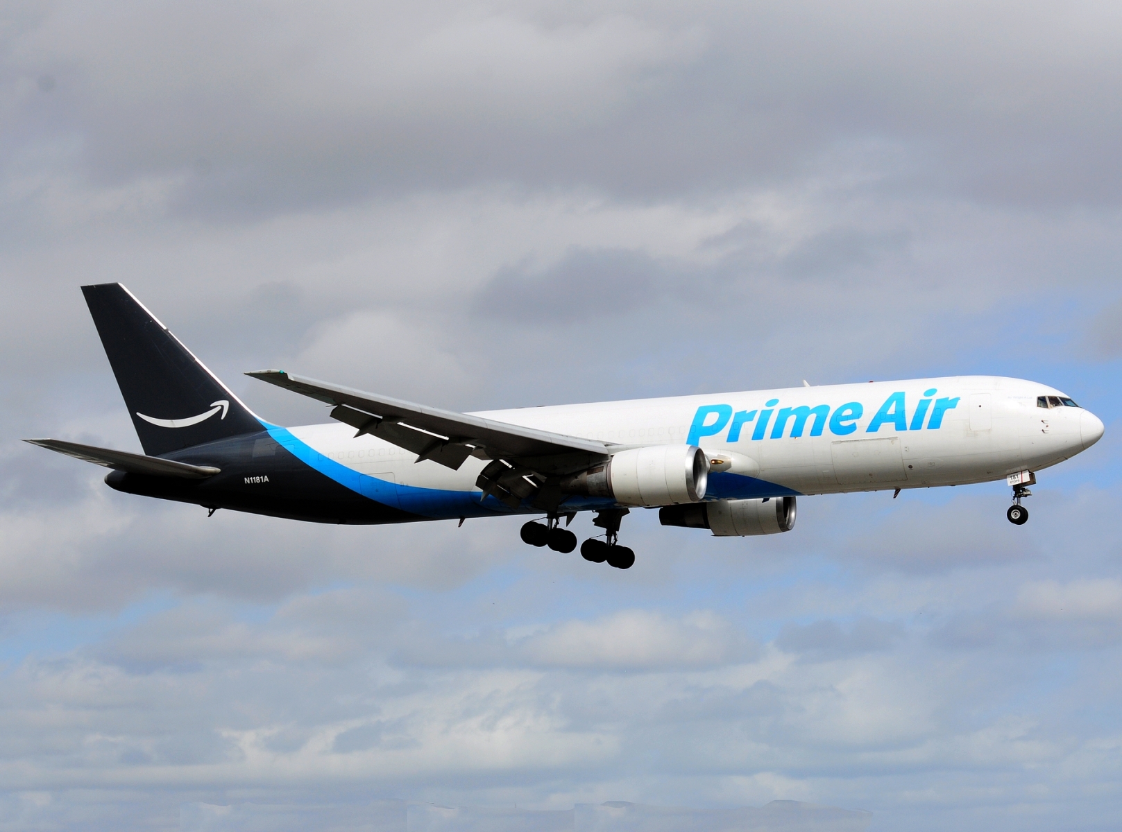 N1181A - 767-3Y0(ER) - Amazon Prime Air - MIA - 29-11-2025