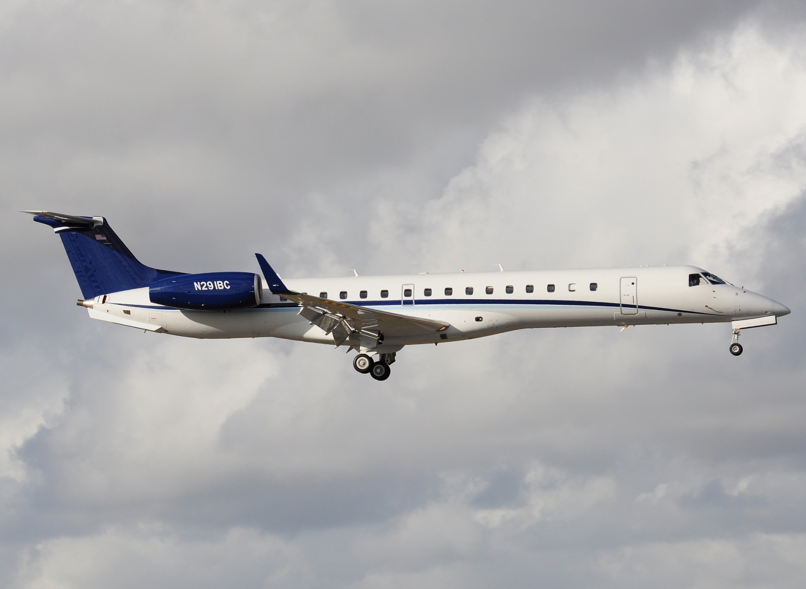 N291BC - ERJ-145XR - IBC Airways - MIA - 26-11-2025