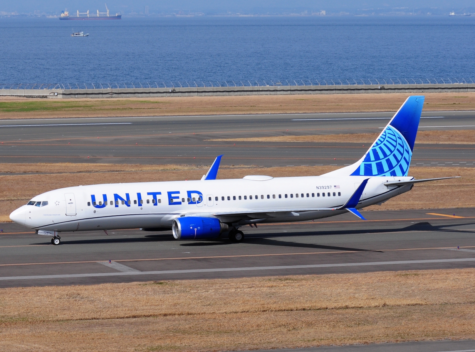 N39297 - 737-824(WL) - United Airlines - NGO - 18-03-2025