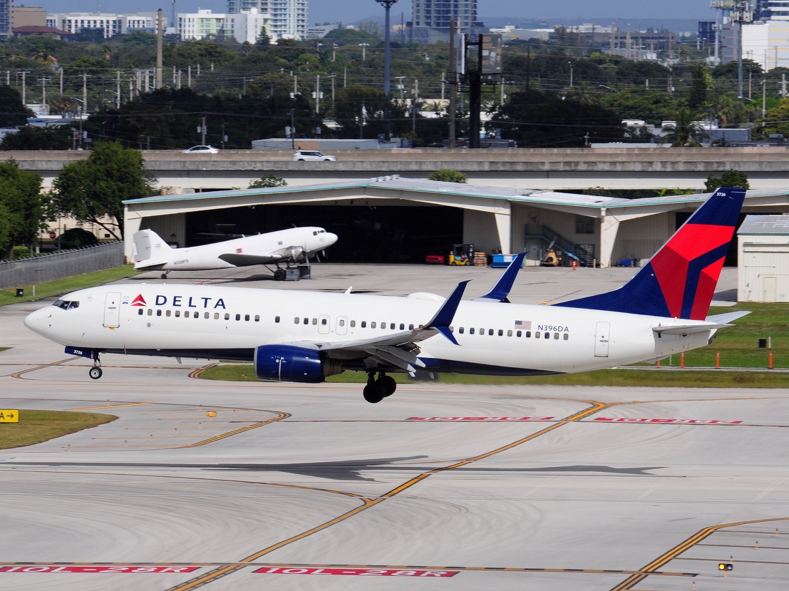 N396DA - 737-832(WL) - Delta Air Lines - FLL - 27-11-2025