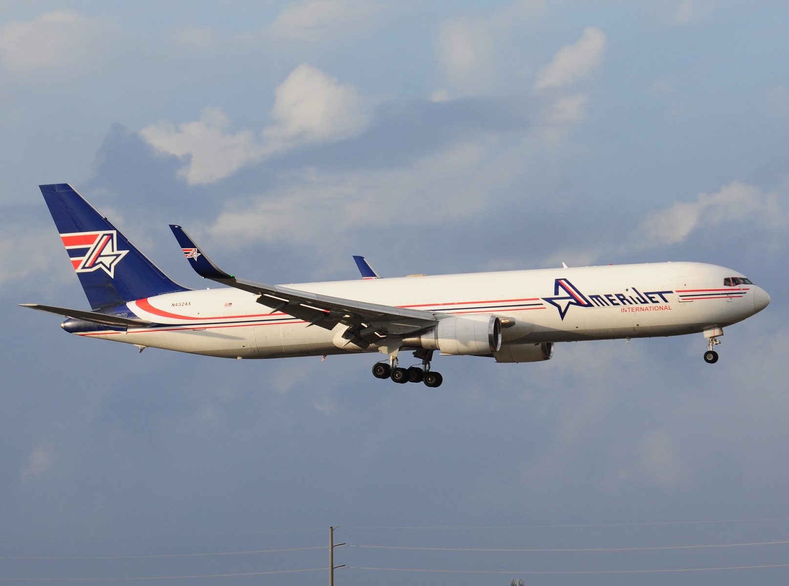 N432AX - 767-323(ER)(WL) - Amerijet International - MIA - 30-11-2025