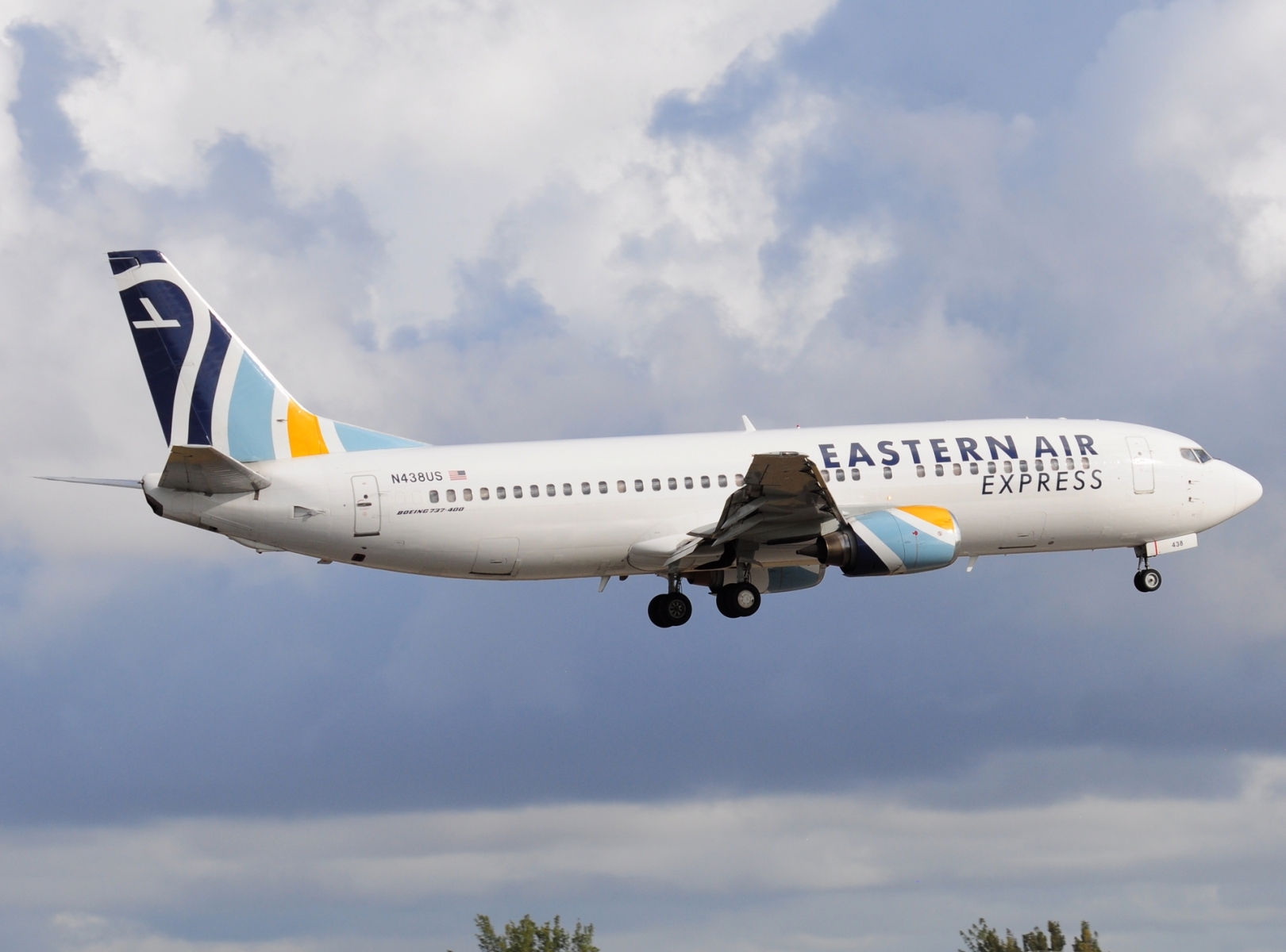 N438US - 737-4B7 - Eastern Air Express - MIA - 26-11-2025
