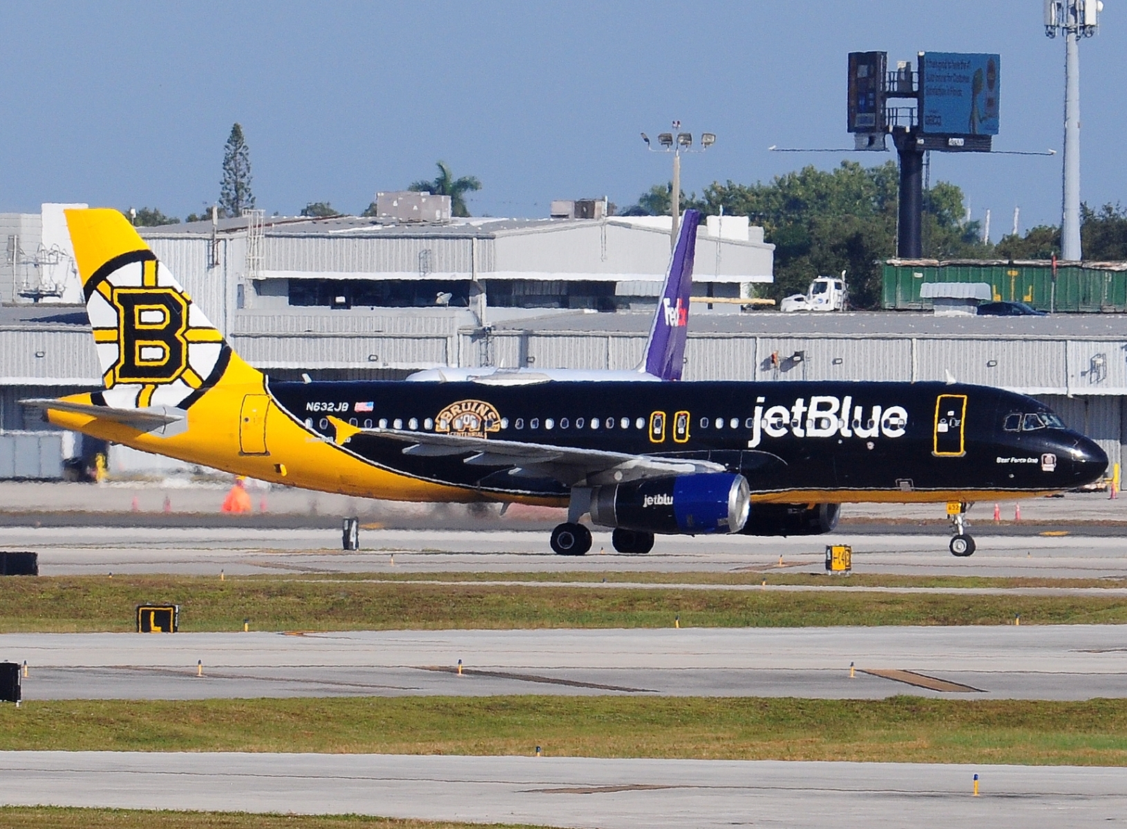 N632JB - A320-232 - JetBlue Airways - FLL - 27-11-2025