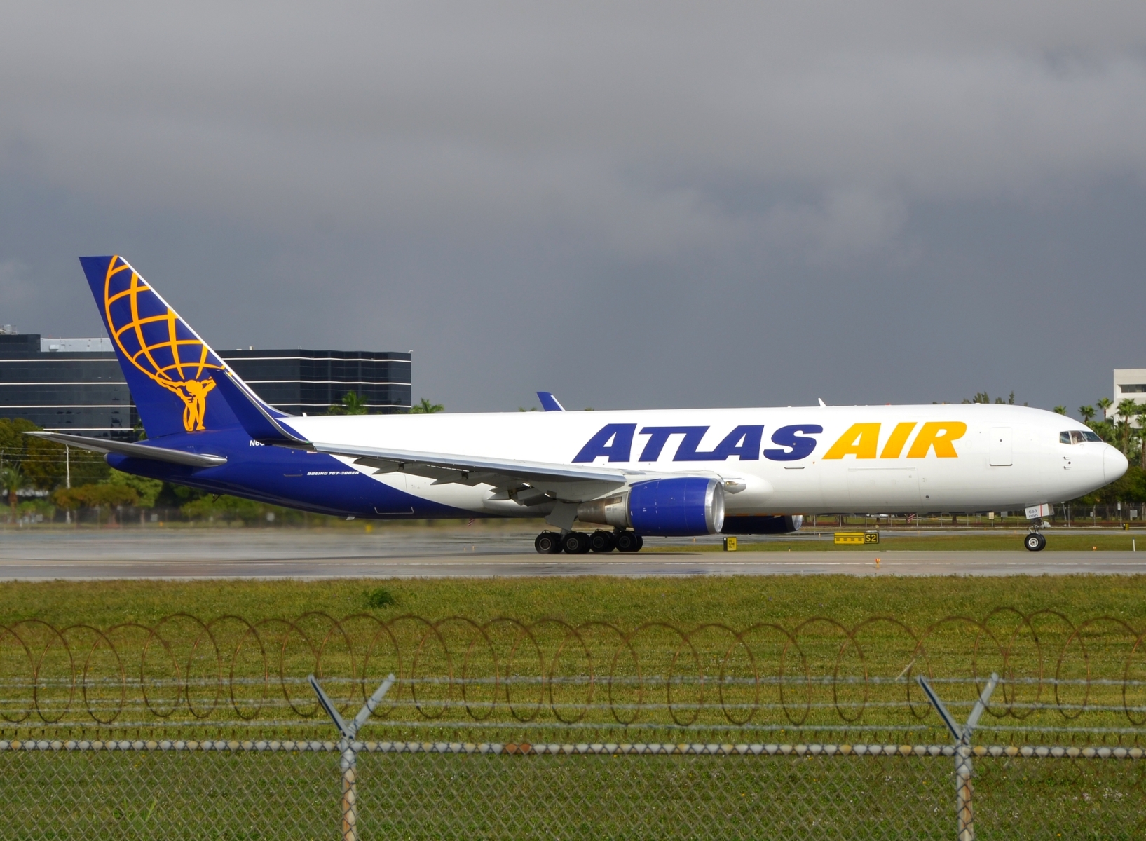 N663GT - 767-324(ER)(WL) - Atlas Air - MIA - 29-11-2025