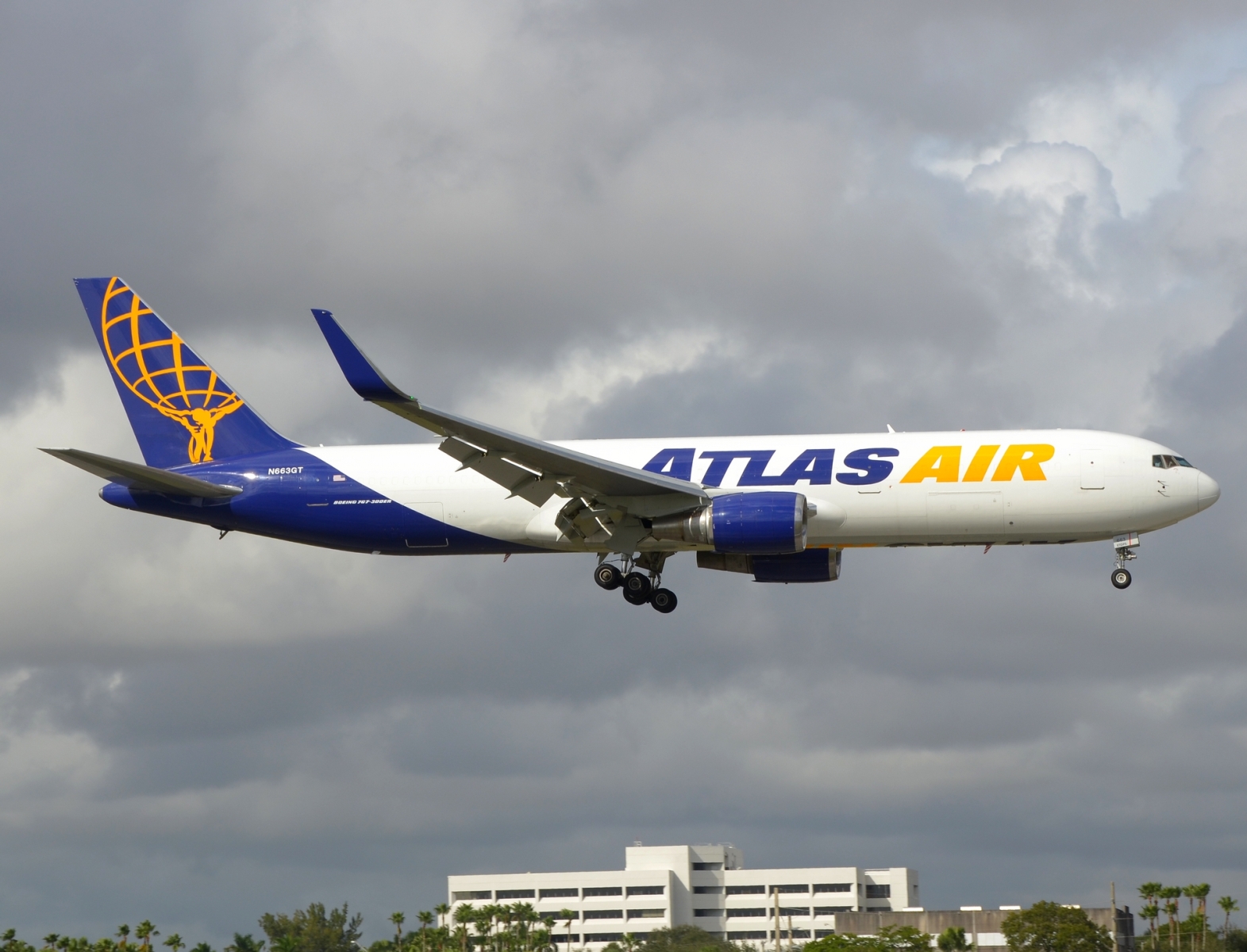 N663GT - 767-324(ER)(WL) - Atlas Air - MIA - 29-11-2025b