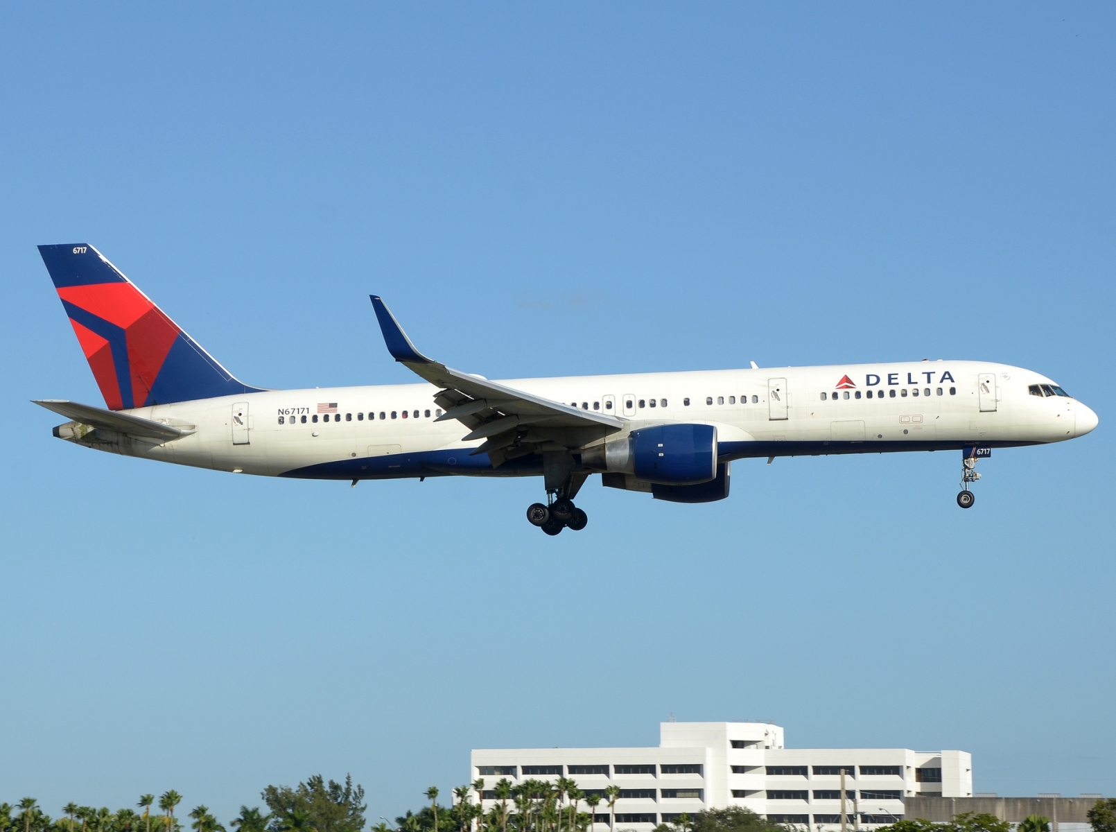 N67171 - 757-232 - Delta Air Lines - MIA - 29-11-2025