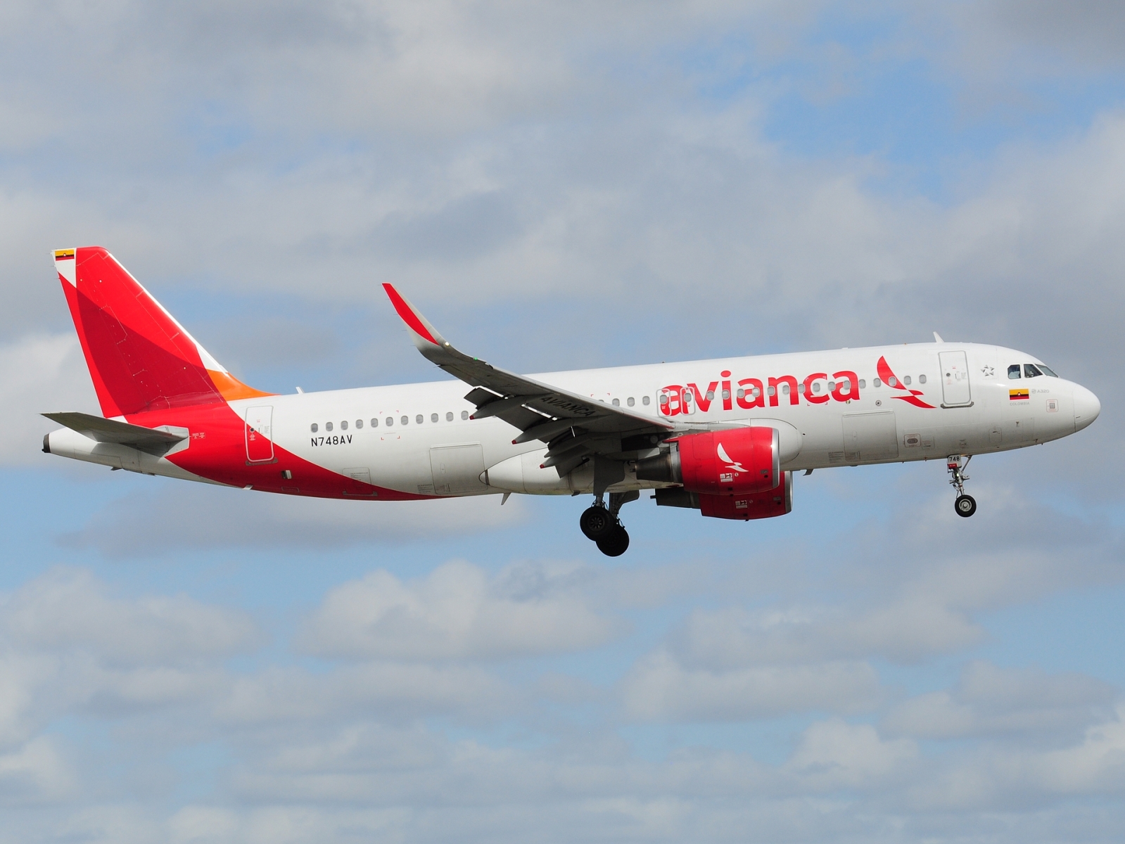 N748AV - A320-214(WL) - Avianca - MIA - 29-11-2025