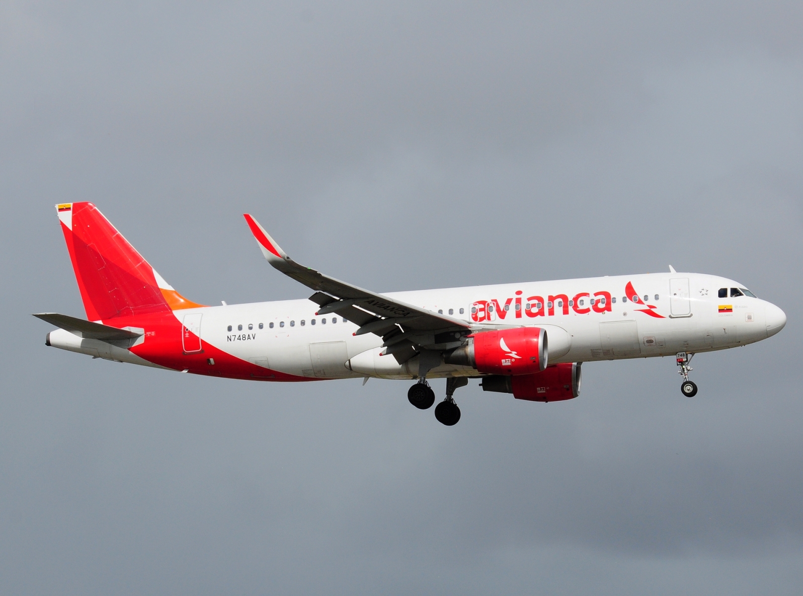 N748AV - A320-214(WL) - Avianca - MIA - 30-11-2025