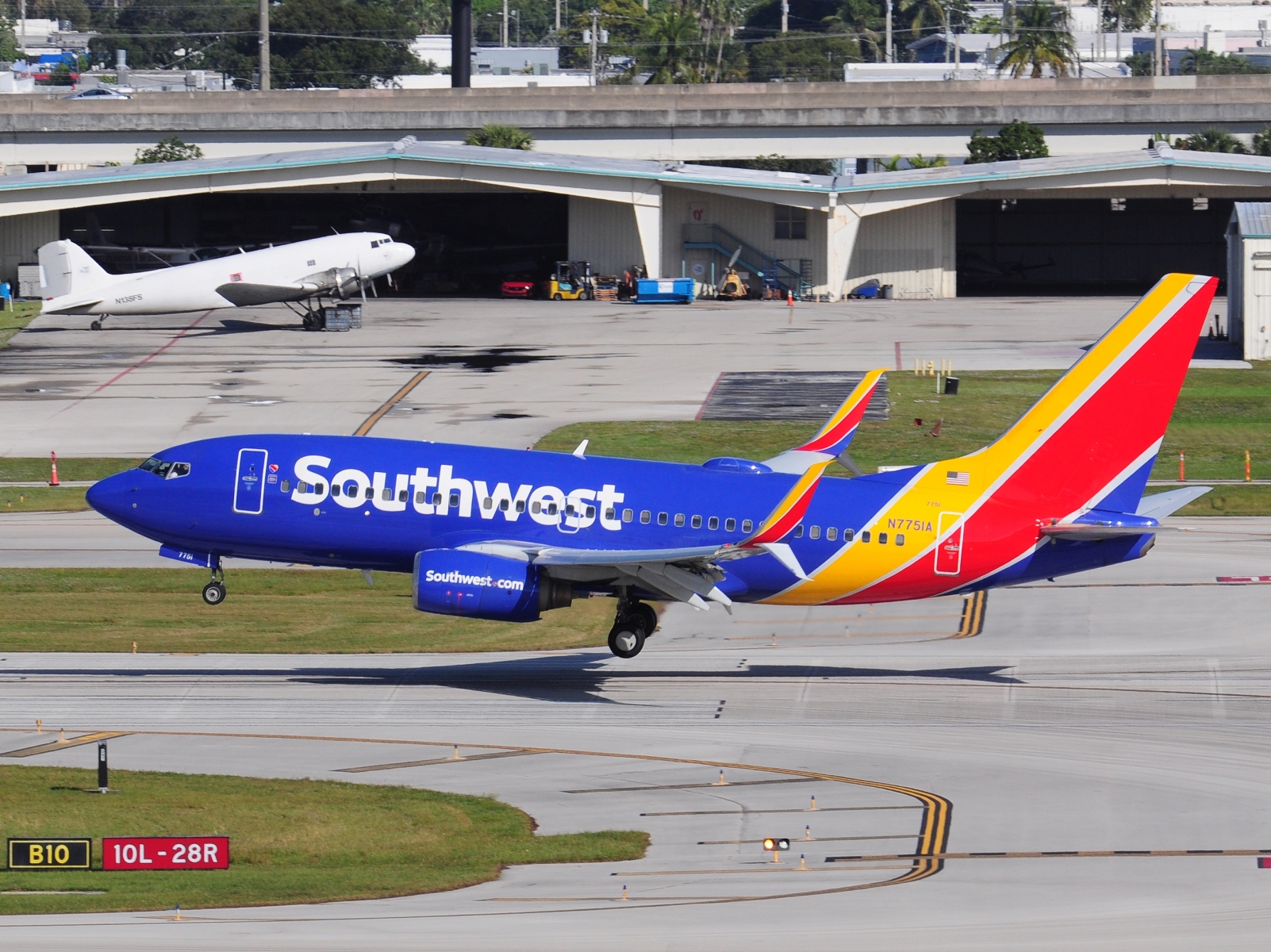 N7751A - 737-7BD(WL) - Southwest Airlines - FLL - 27-11-2025