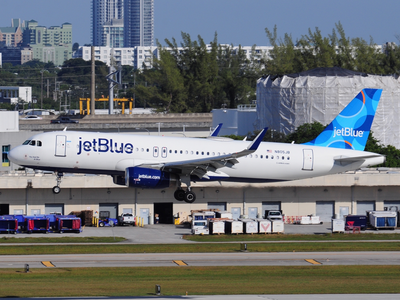 N805JB - A320-232 - JetBlue Airways - FLL - 27-11-2025