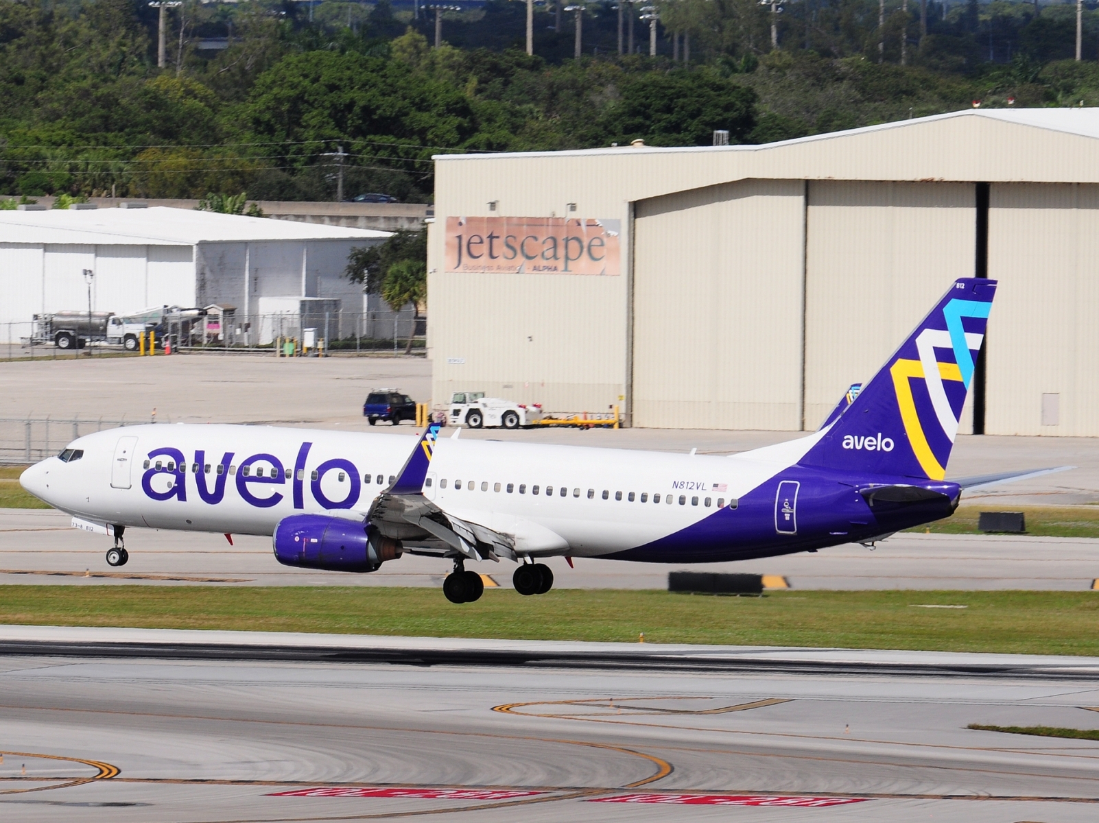 N812VL - 737-8EH(WL) - Avelo Airlines - FLL - 27-11-2025