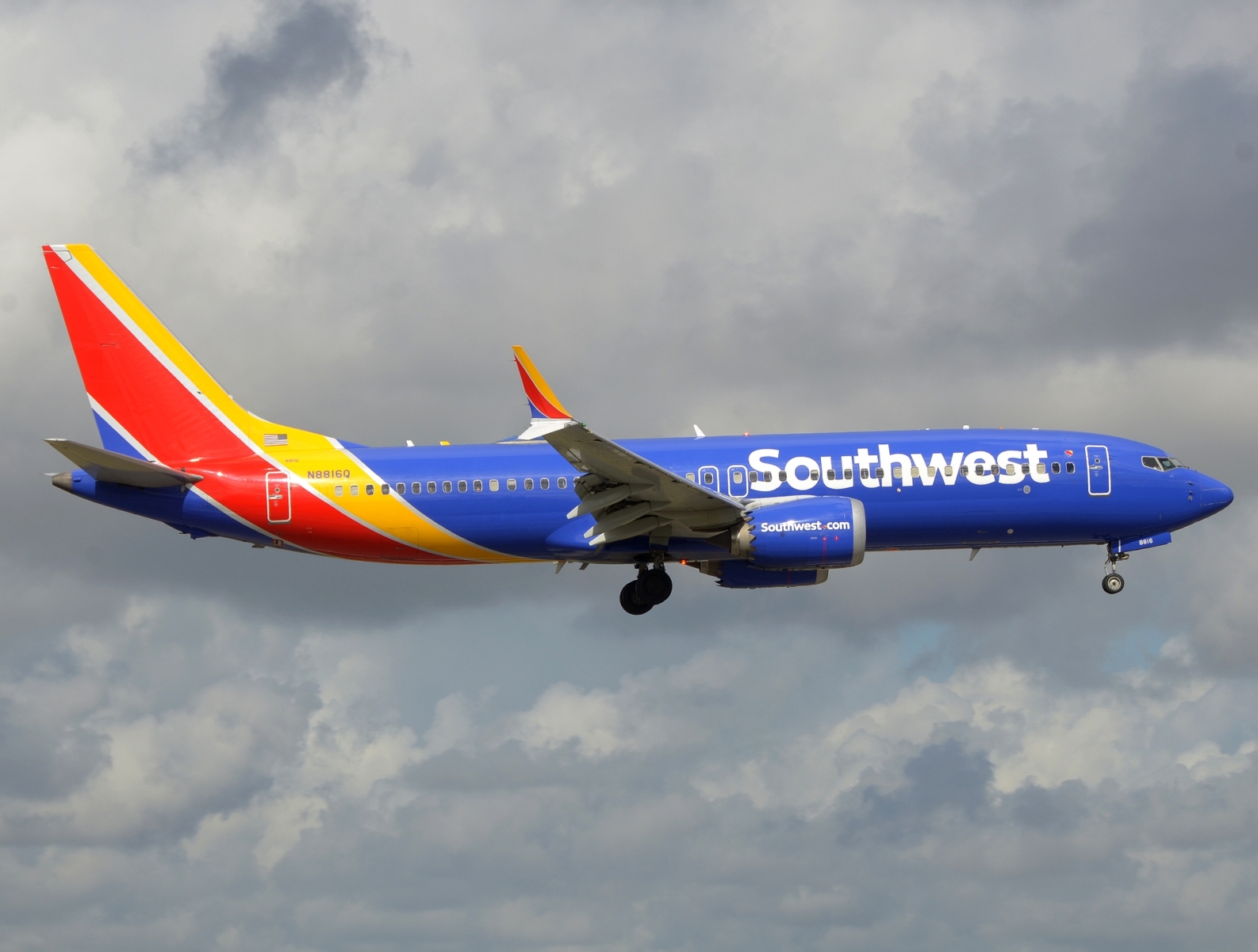 N8816Q - 737-8 MAX - Southwest Airlines - MIA - 26-11-2025