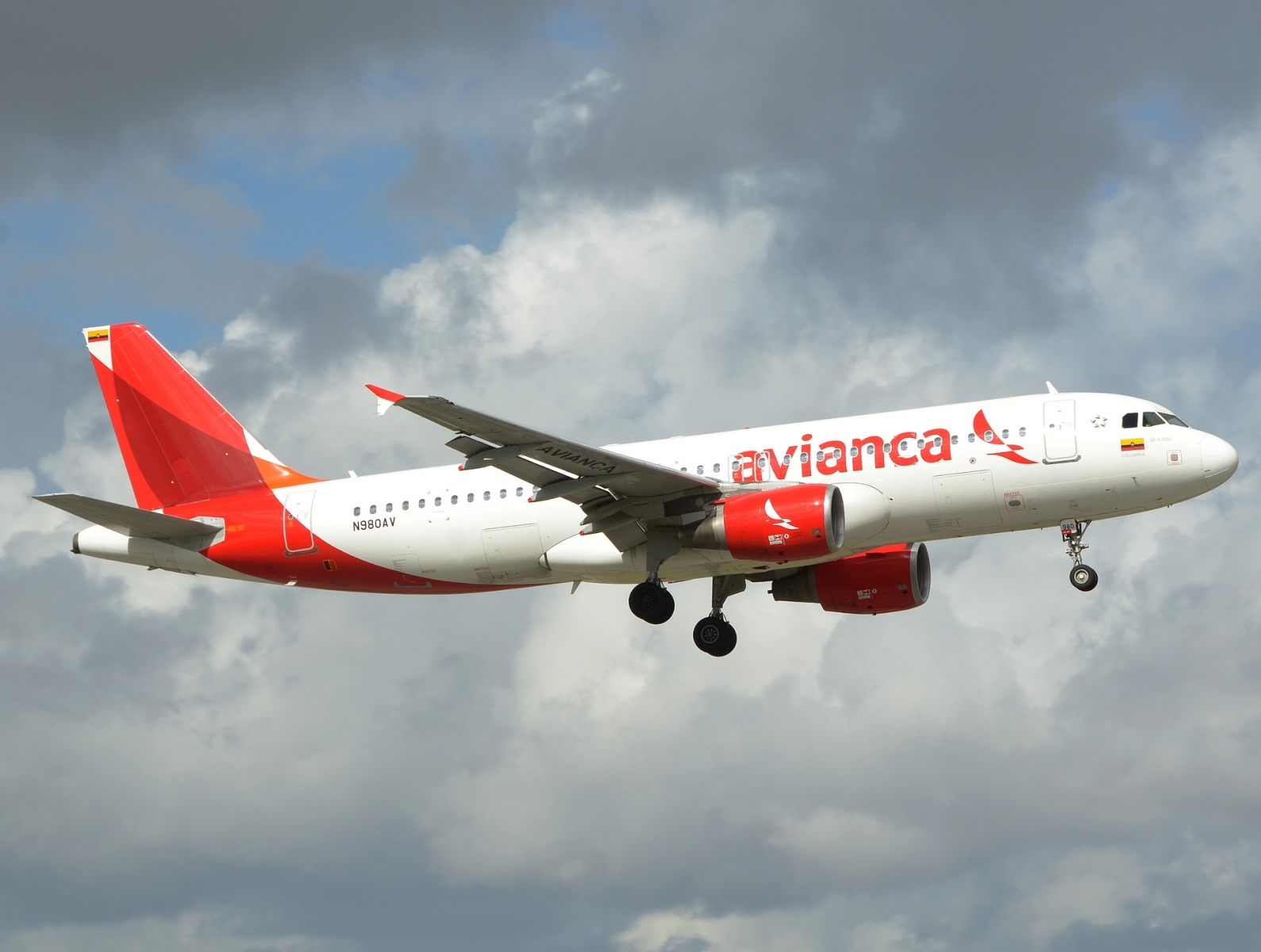 N980AV - A320-214 - Avianca - MIA - 26-11-2025