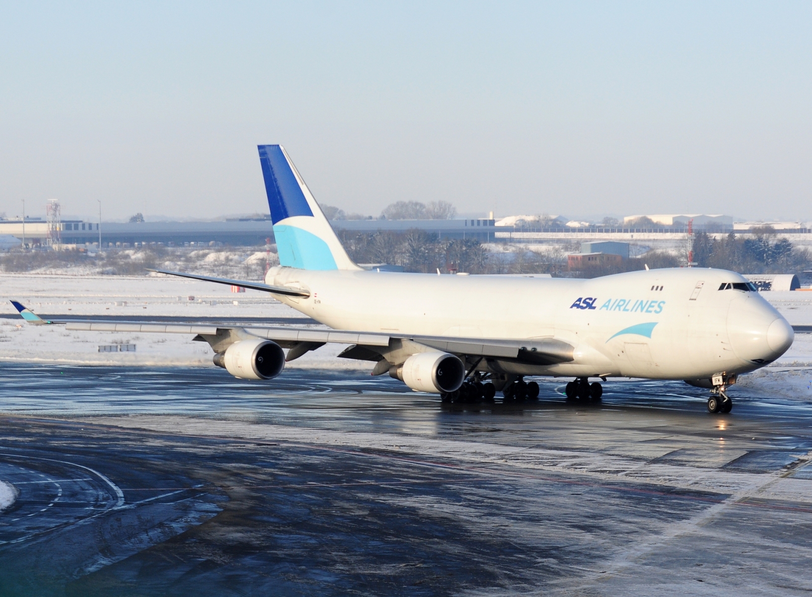 OE-IFM - 747-4KZF - ASL Airlines Ireland - LGG - 10-01-2025