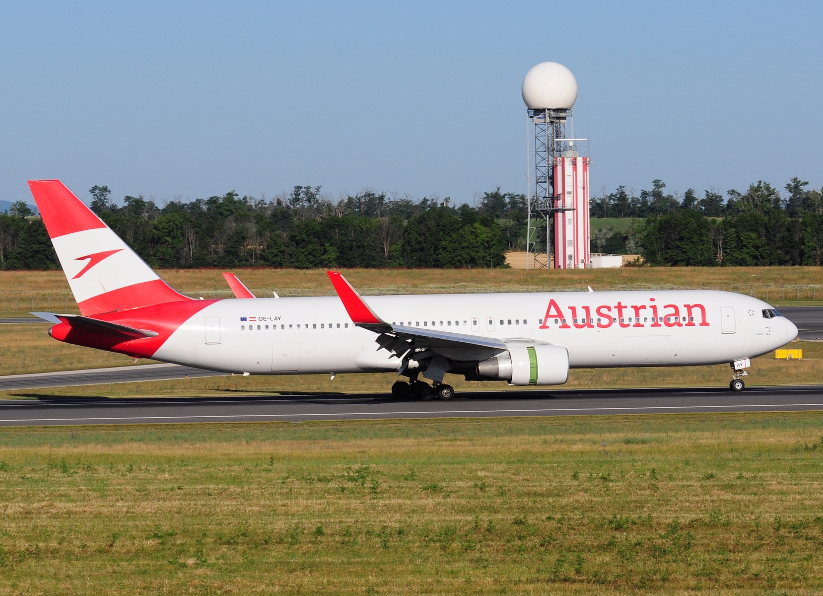 OE-LAY - 767-3Z9(ER)(WL) - Austrian Airlines - VIE - 25-06-2025b