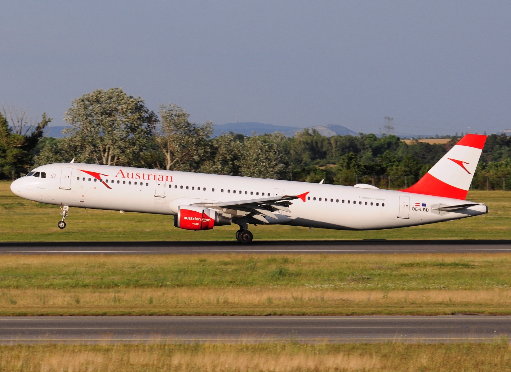 OE-LBB - A321-111 - Austrian Airlines - VIE - 24-06-2025