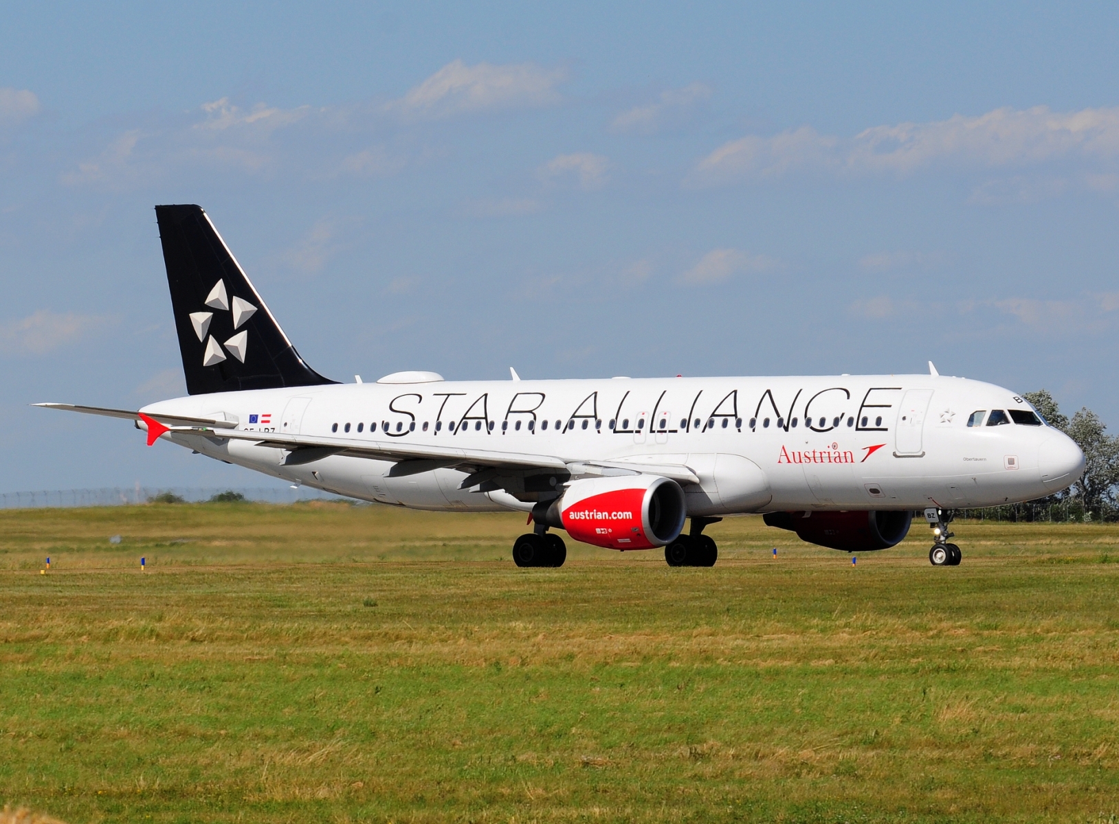OE-LBZ - A320-214 - Austrian Airlines - VIE - 25-06-2025