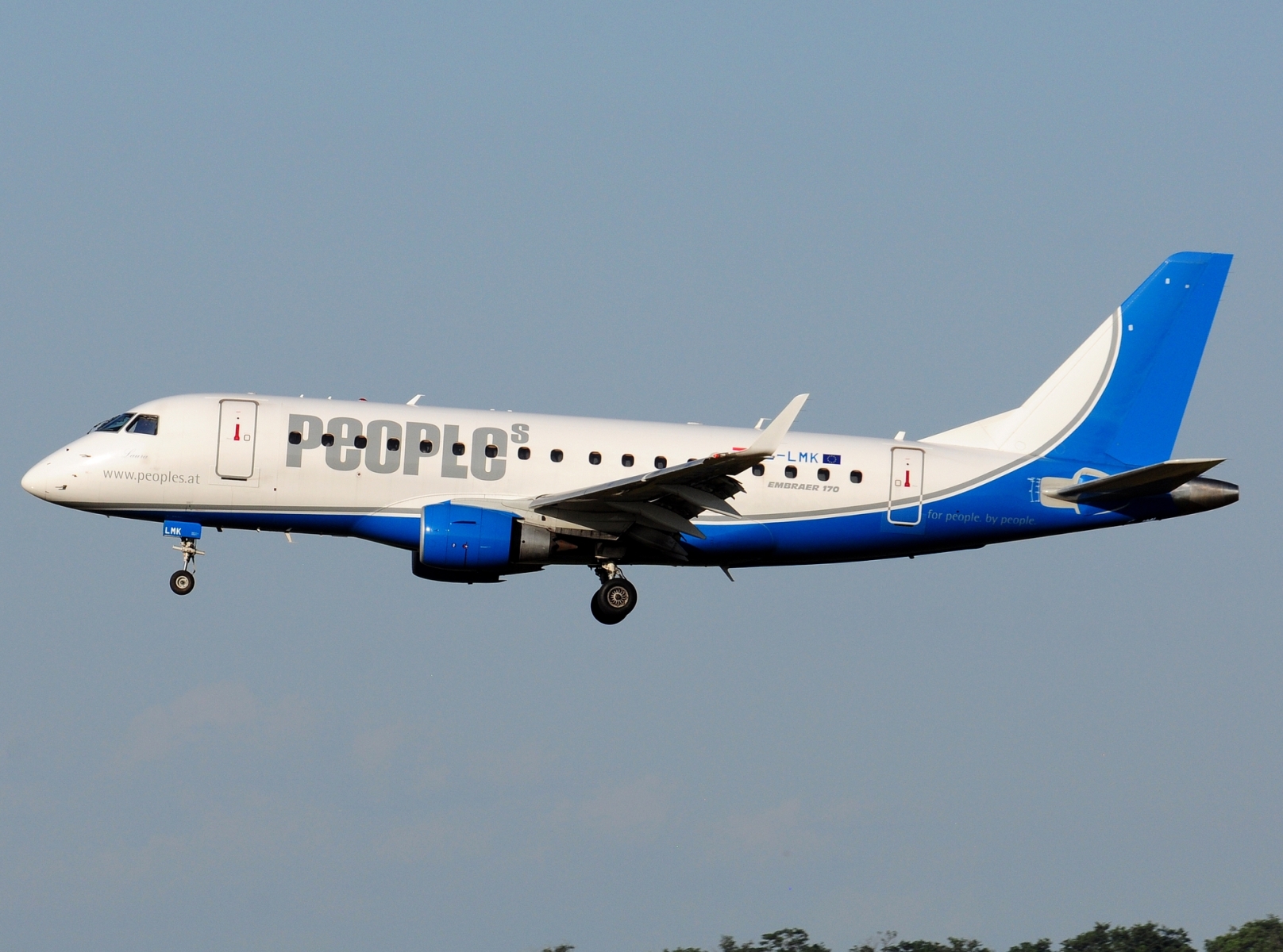OE-LMK - ERJ-170STD (ERJ-170-100) - Peoples Viennaline - VIE - 25-06-2025b